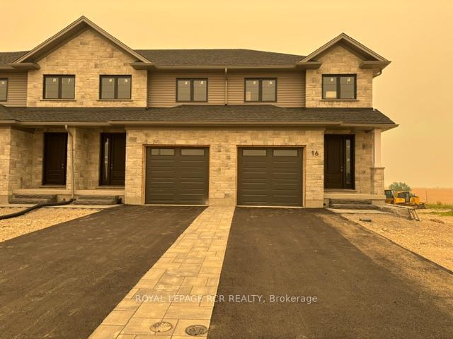 22 Reid Hill Drive, Mapleton, On N0g 1p0