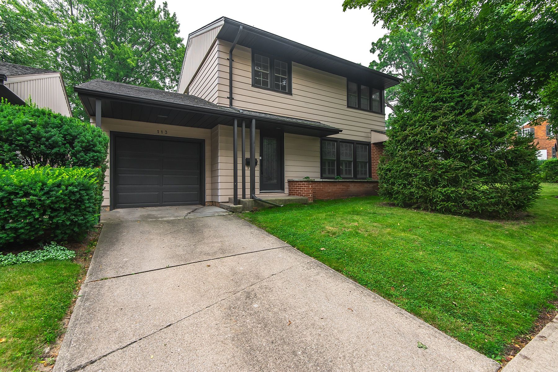 113 St. Paul Crescent, St. Catharines, On L2s 1m7