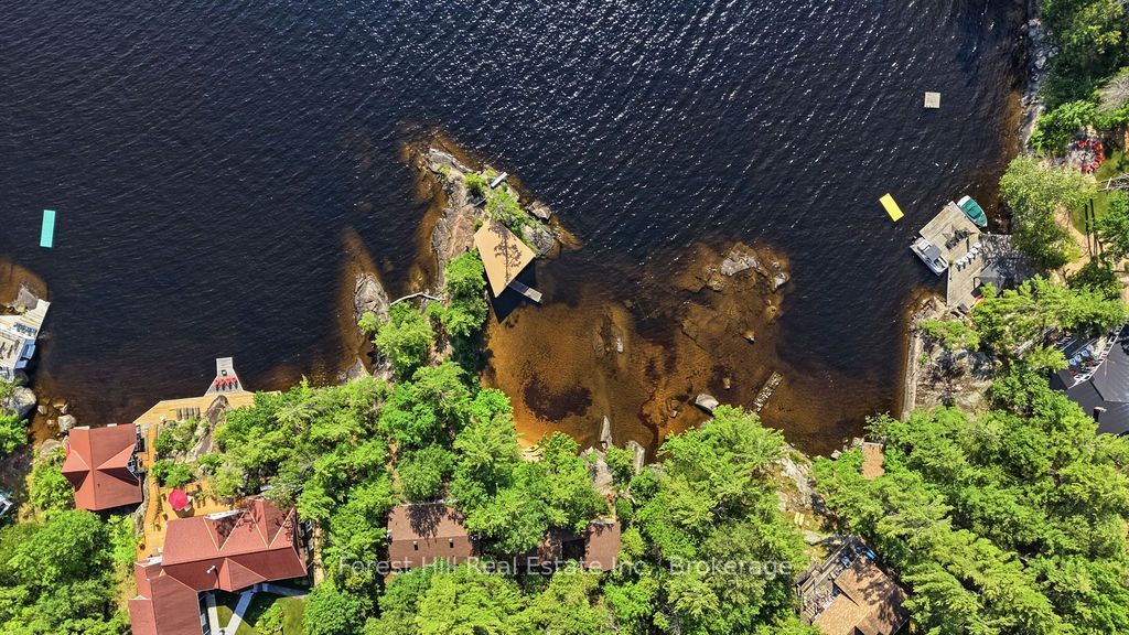 1211 Waldmere Road, Bracebridge, On P1l 1w8