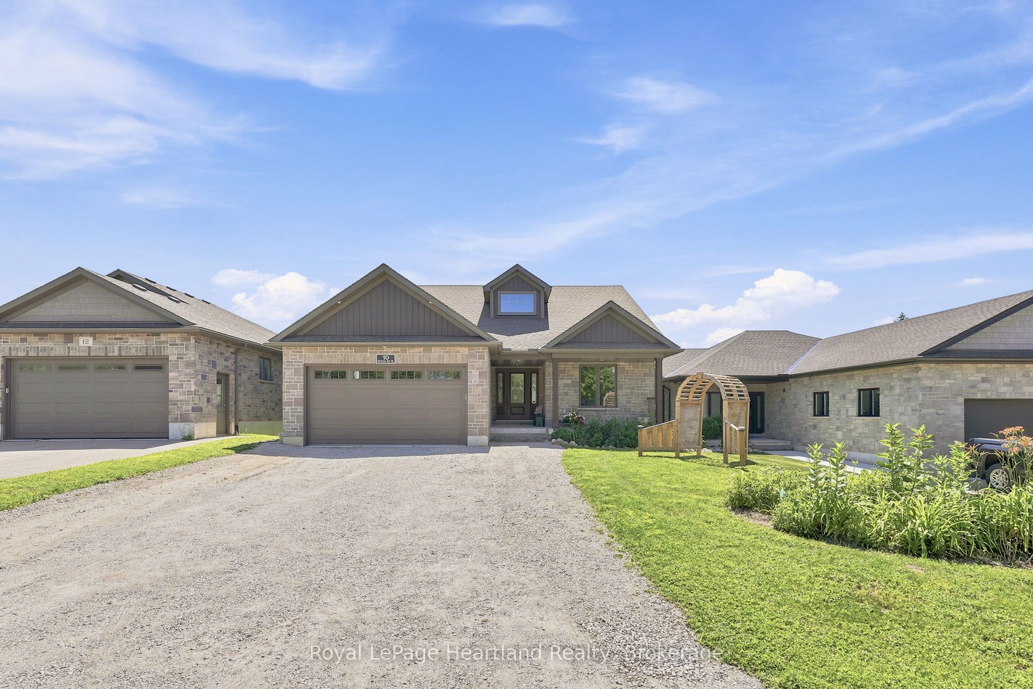 10 Minto Street S, Minto, On N0g 1m0