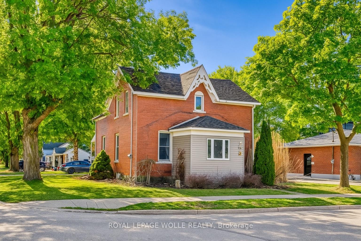 137 Wellington Street, West Perth, On N0k 1n0