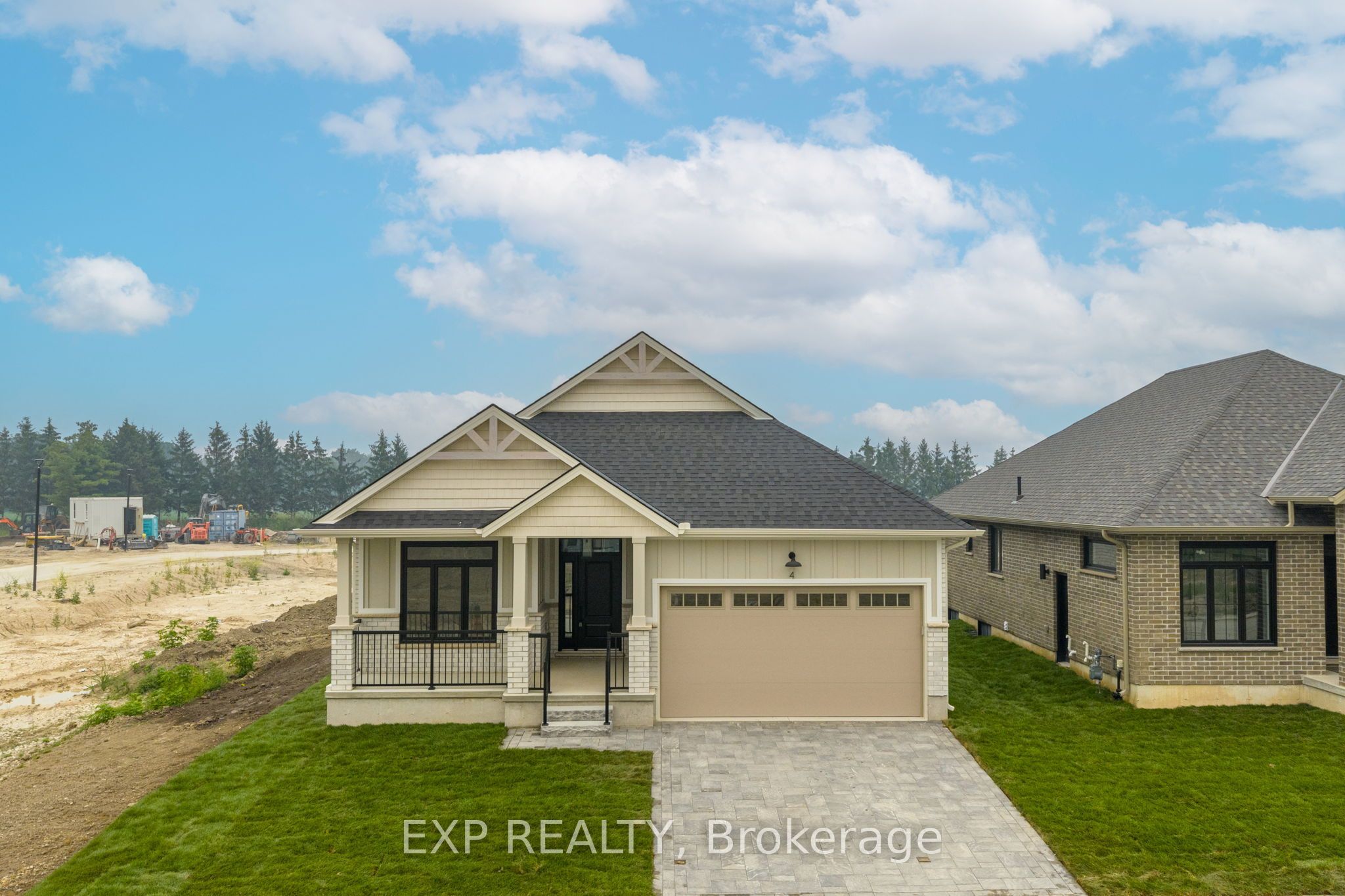 71 Dearing Drive, South Huron, On N0m 1t0