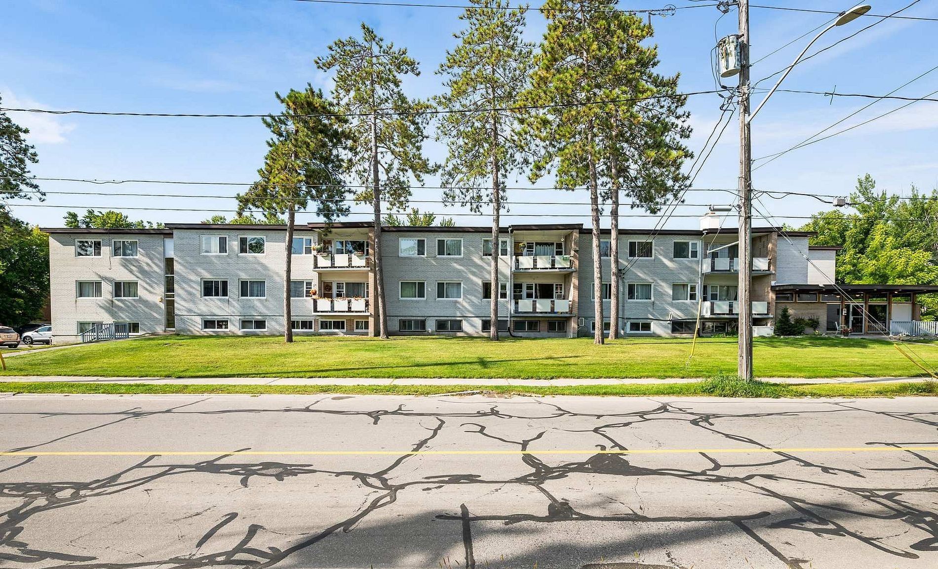 5 Rogers Road 7, Perth, On K7h 1n9