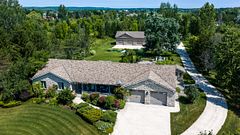 913 27th Street W, Georgian Bluffs, On N4k 5n4