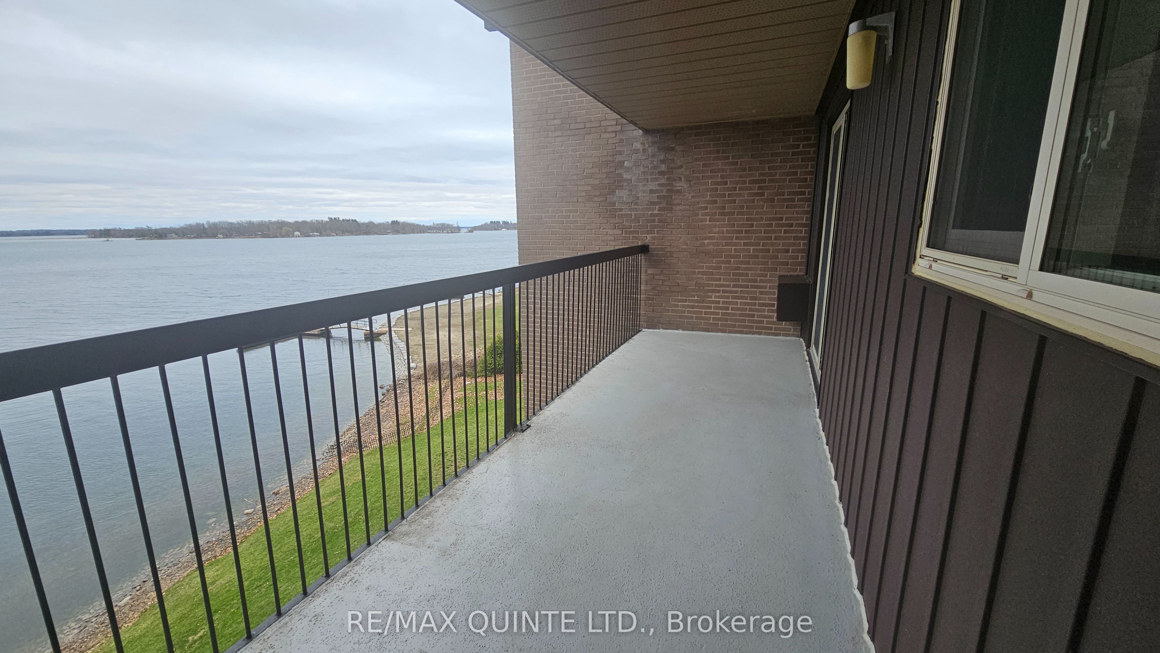 610 William Street S 404, Gananoque, On K7g 3a4