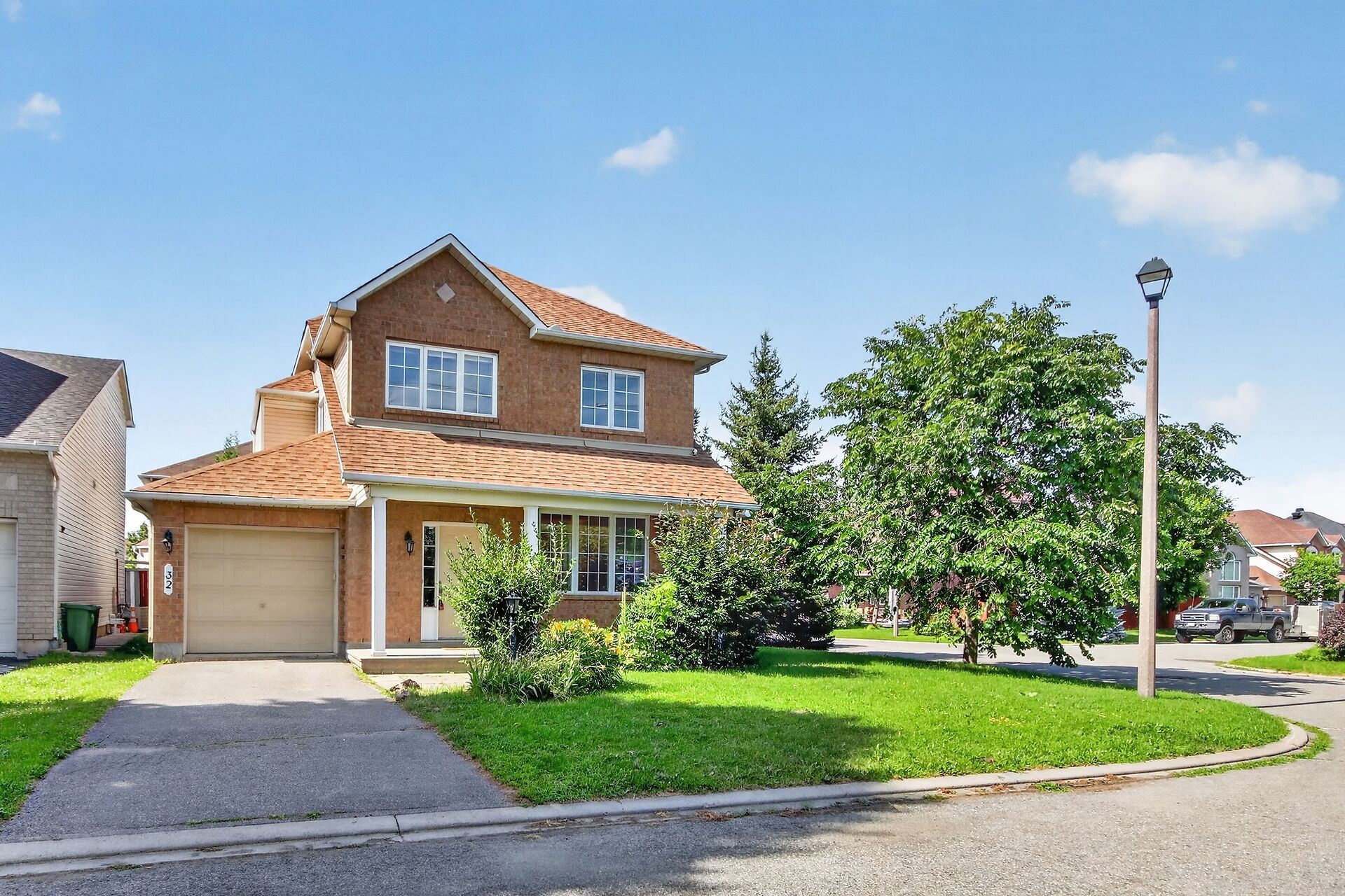 32 Vistapointe Drive, Barrhaven, On K2g 6n3