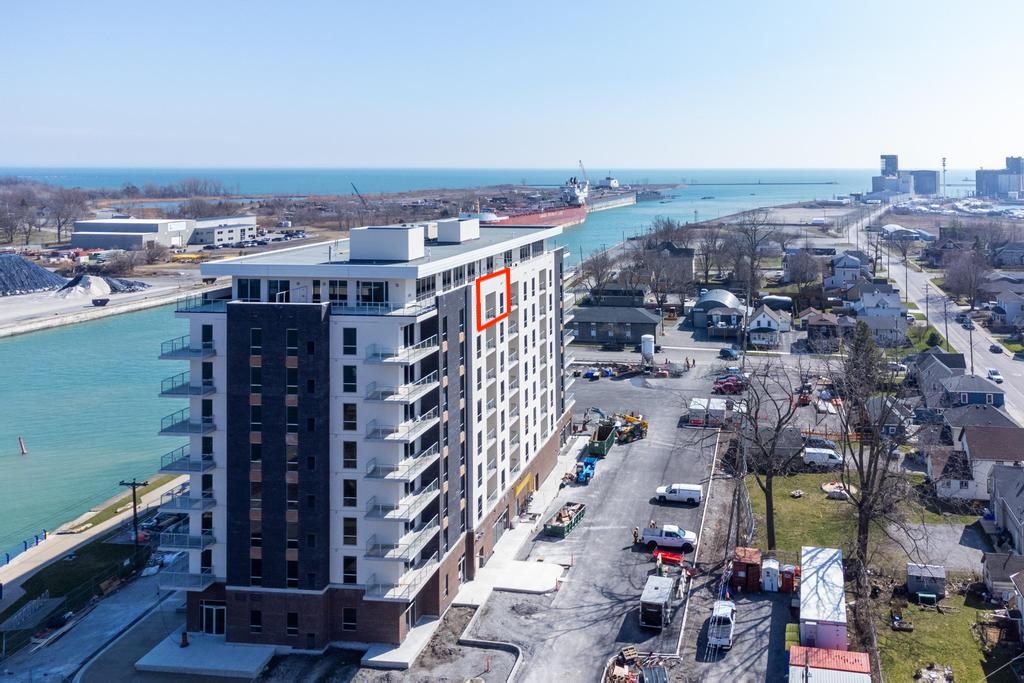 118 West Street 803, Port Colborne, On L3k 0b9