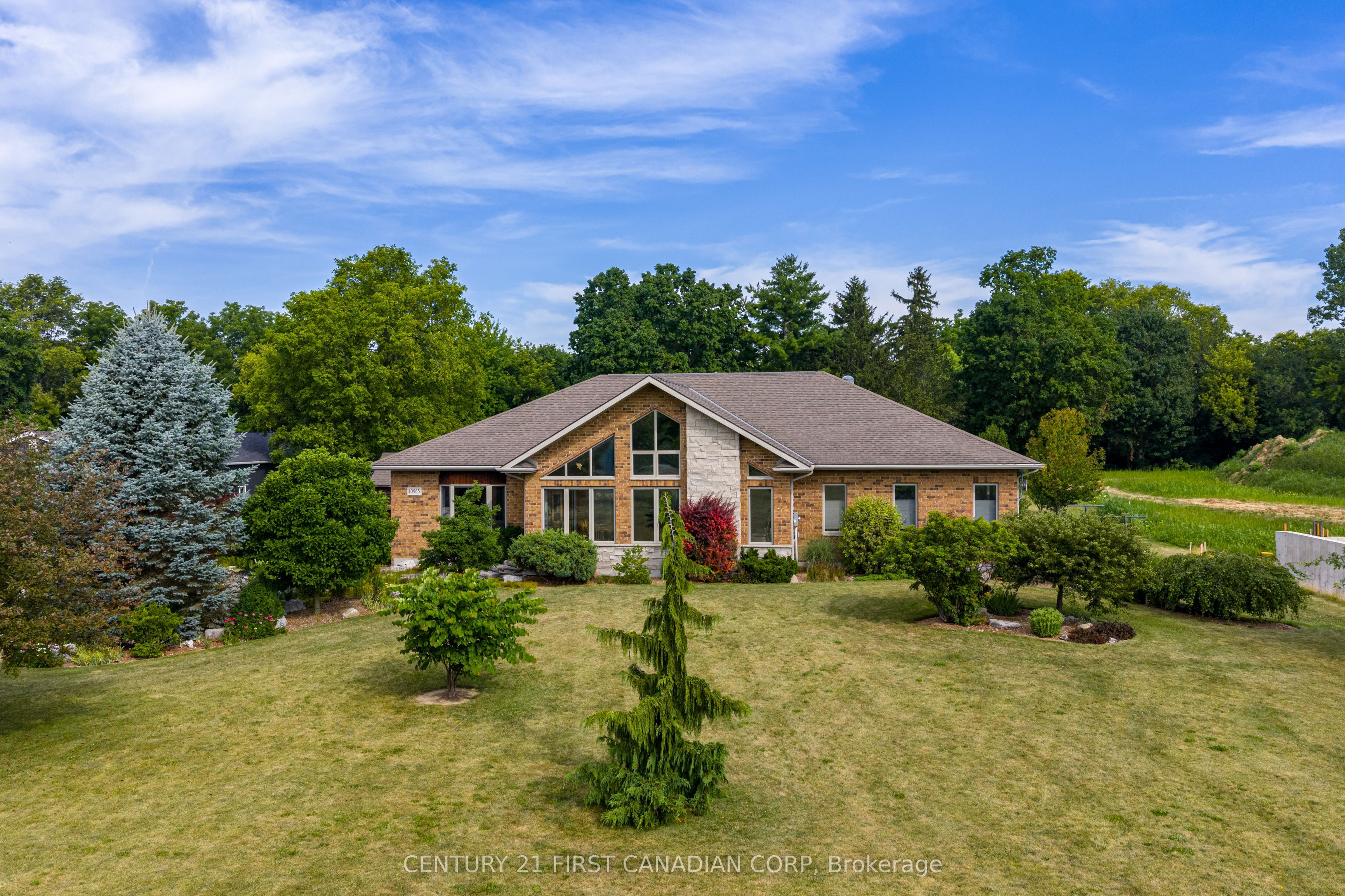 10965 River Line, Chatham-Kent, On N7m 5j4