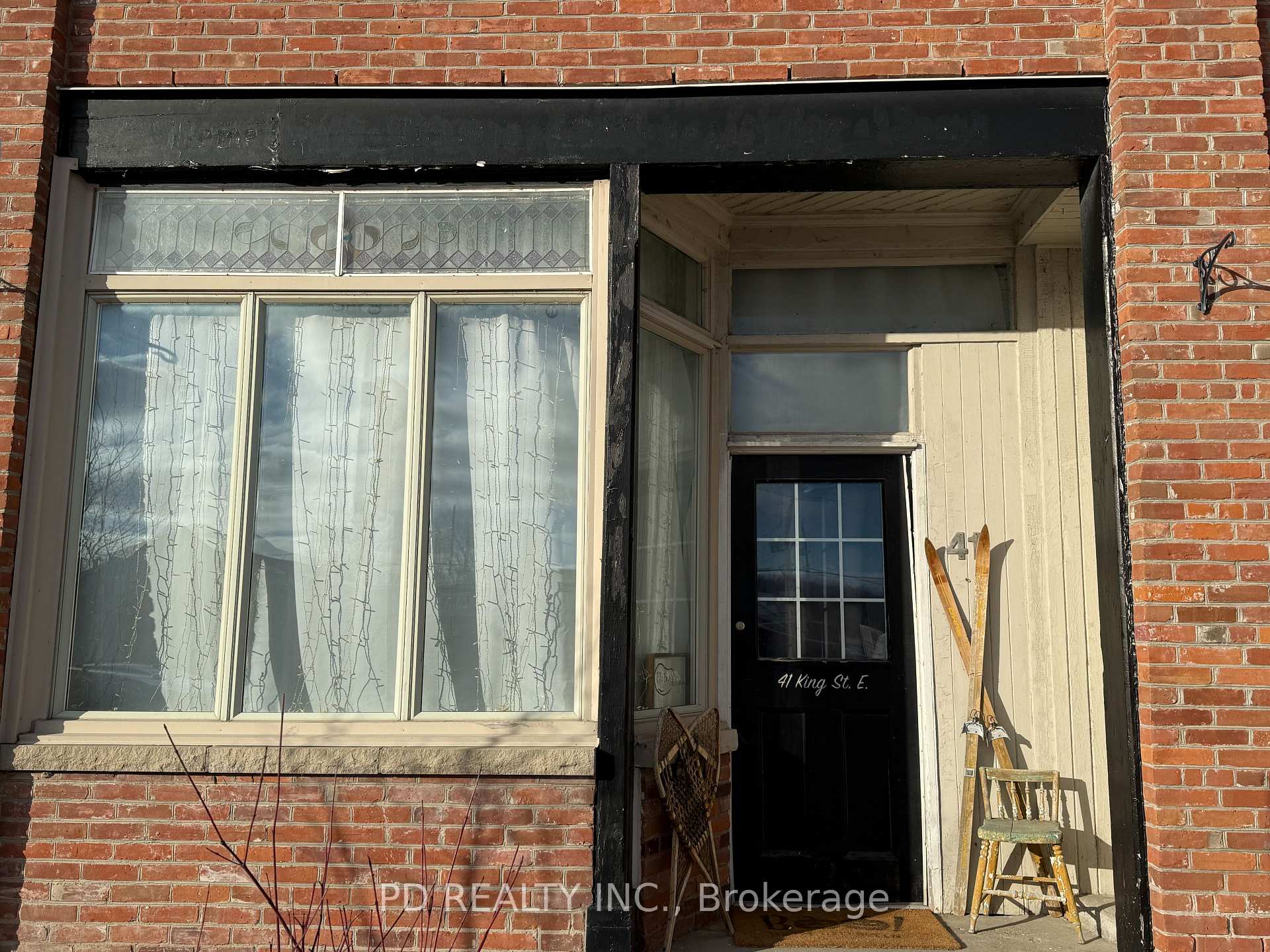 41 King Street E, Kawartha Lakes, On K0l 2w0