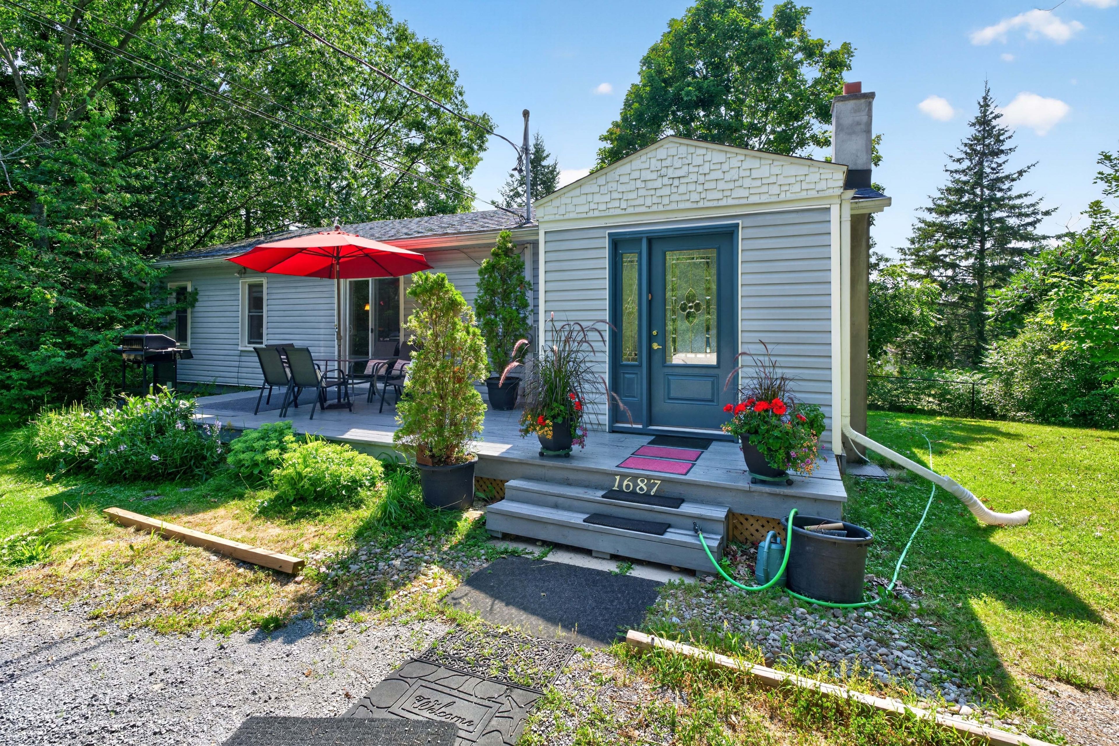 1687 Harten Lane, Kingston, On K7l 4v1