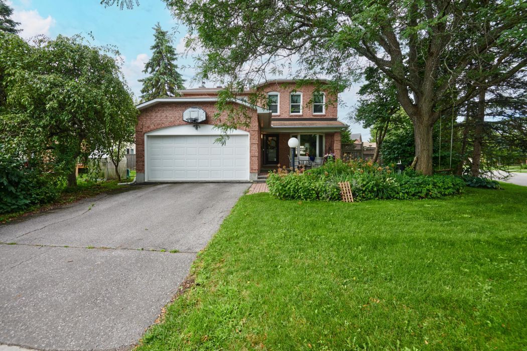 46 Dartmoor Drive, Kanata, On K2m 1s6