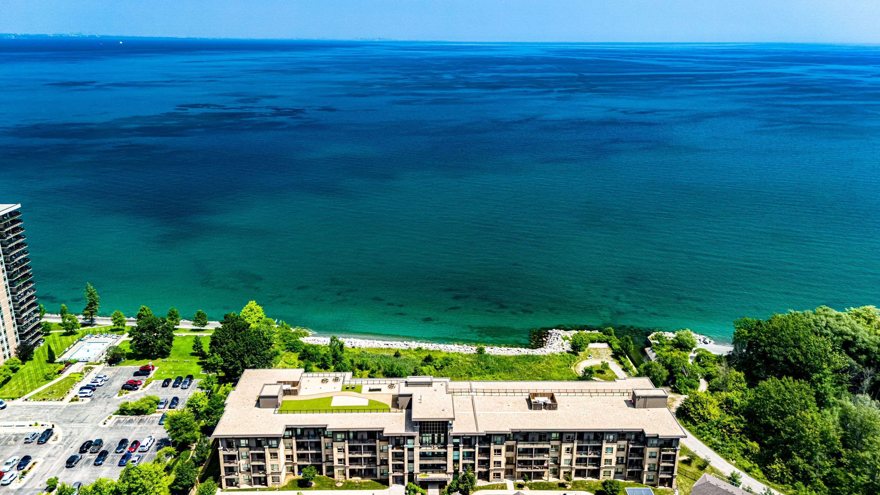 35 Southshore Crescent 221, Hamilton, On L8e 0j2