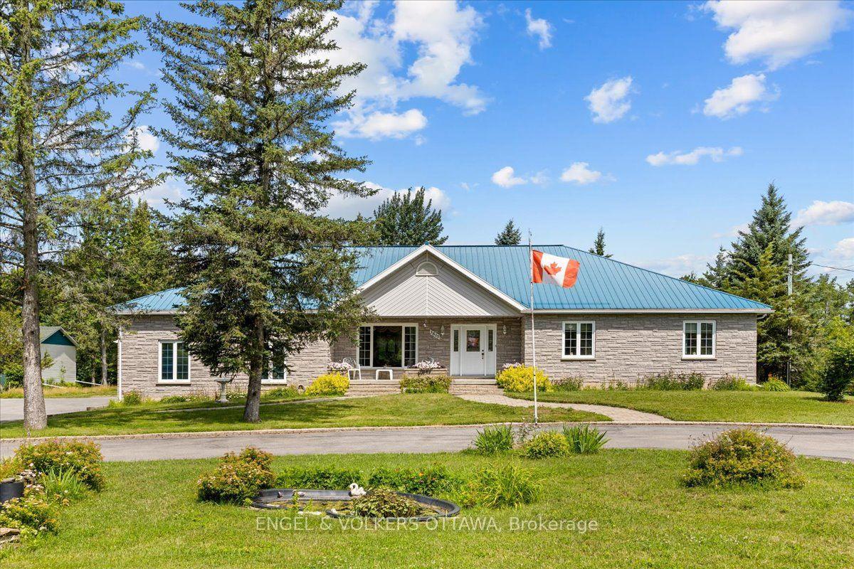 3805 Big Rideau Lake Road, Rideau Lakes, On K0g 1v0