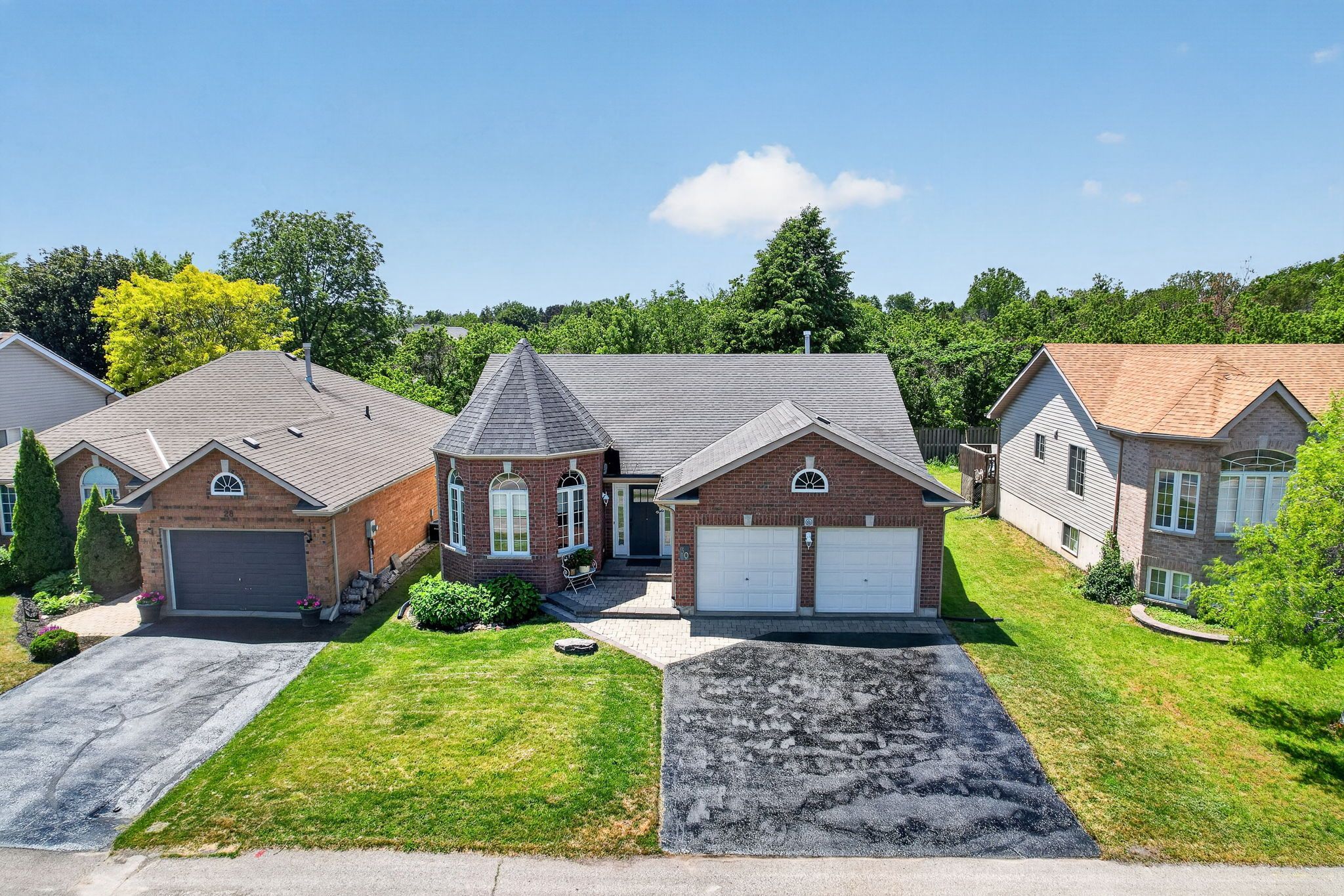 30 Heartwood Drive, Belleville, On K8p 5l9
