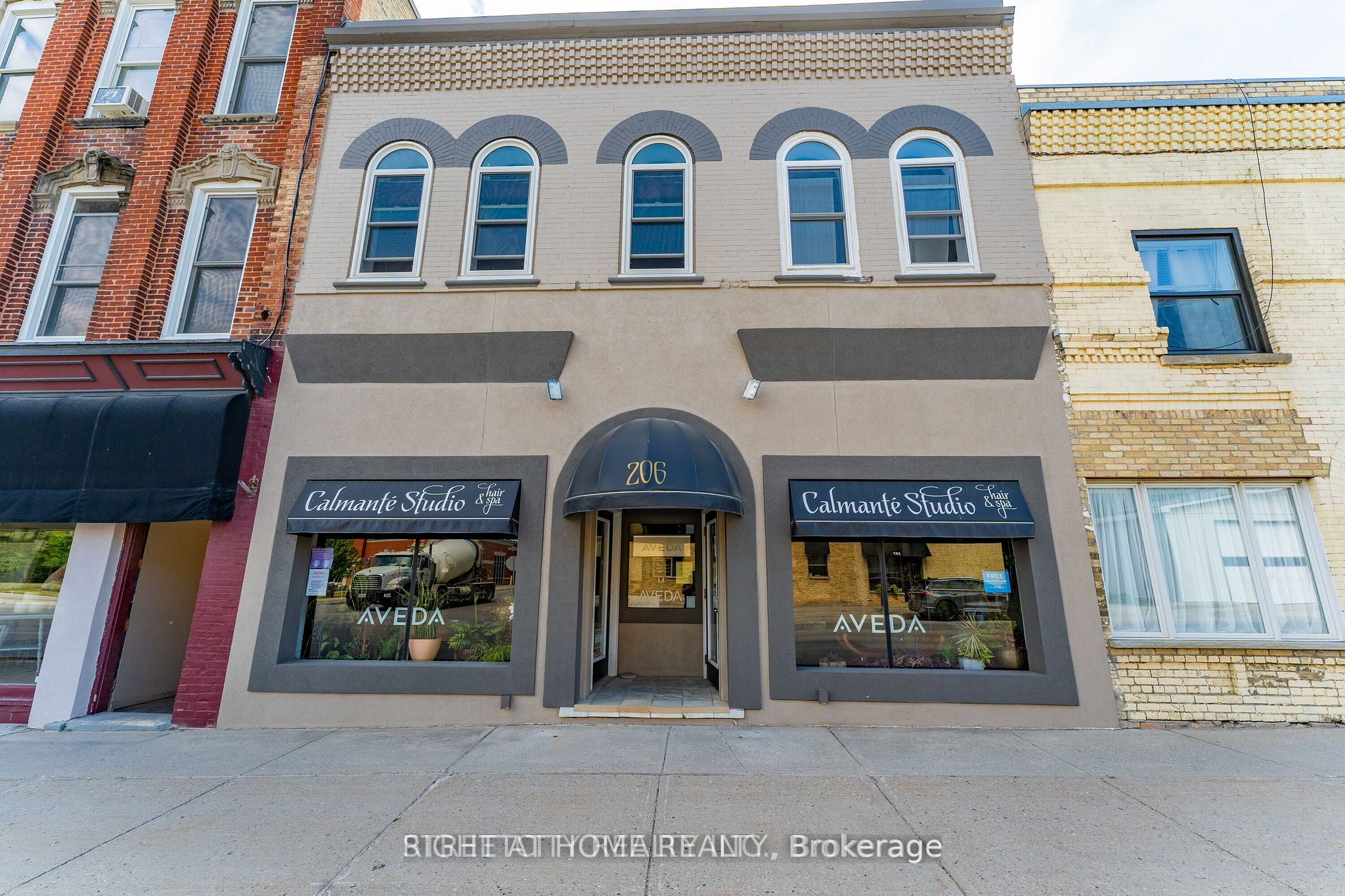206 Main Street, North Middlesex, On N0m 2k0