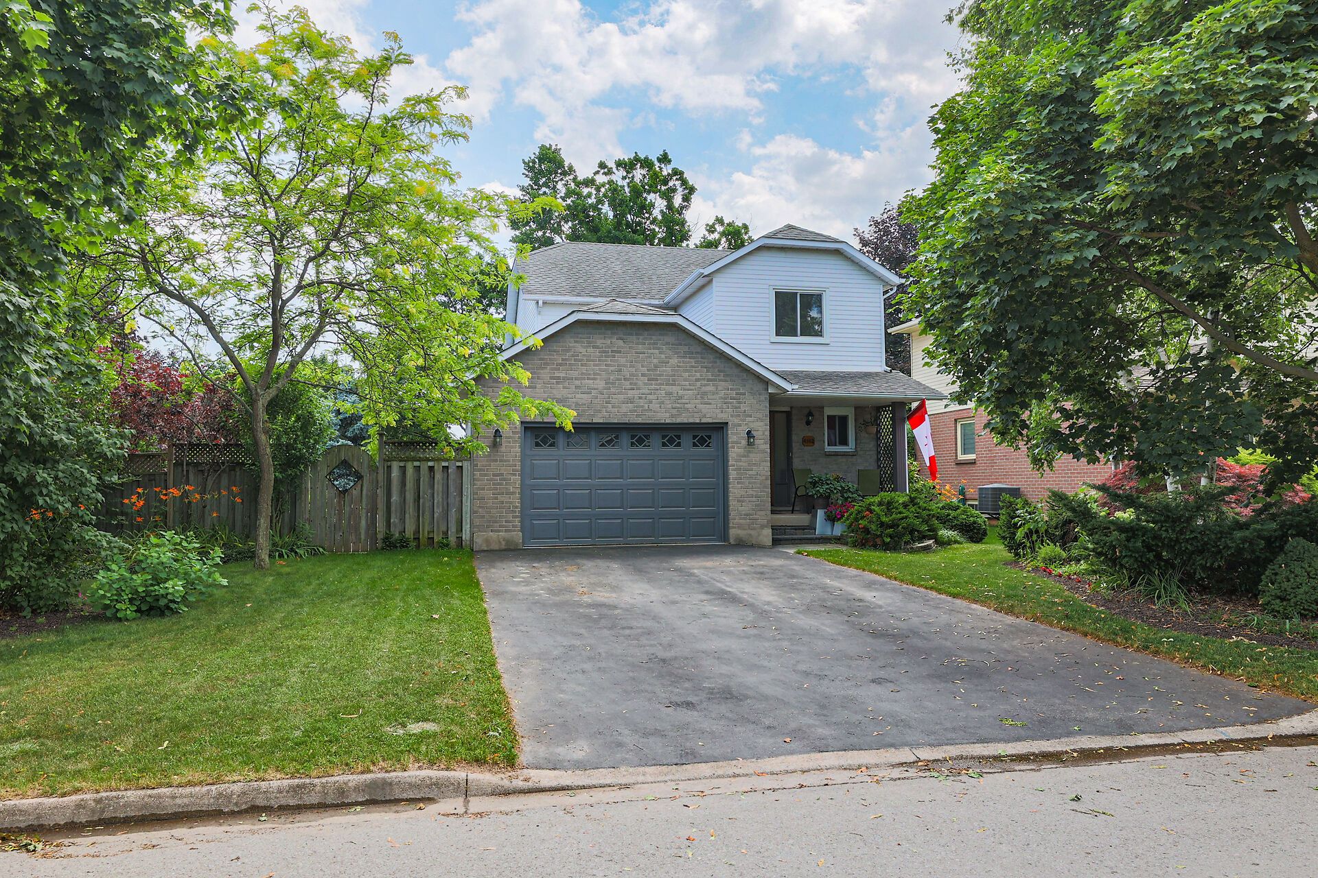 4542 Ivy Gardens Crescent, Lincoln, On L3j 0b3