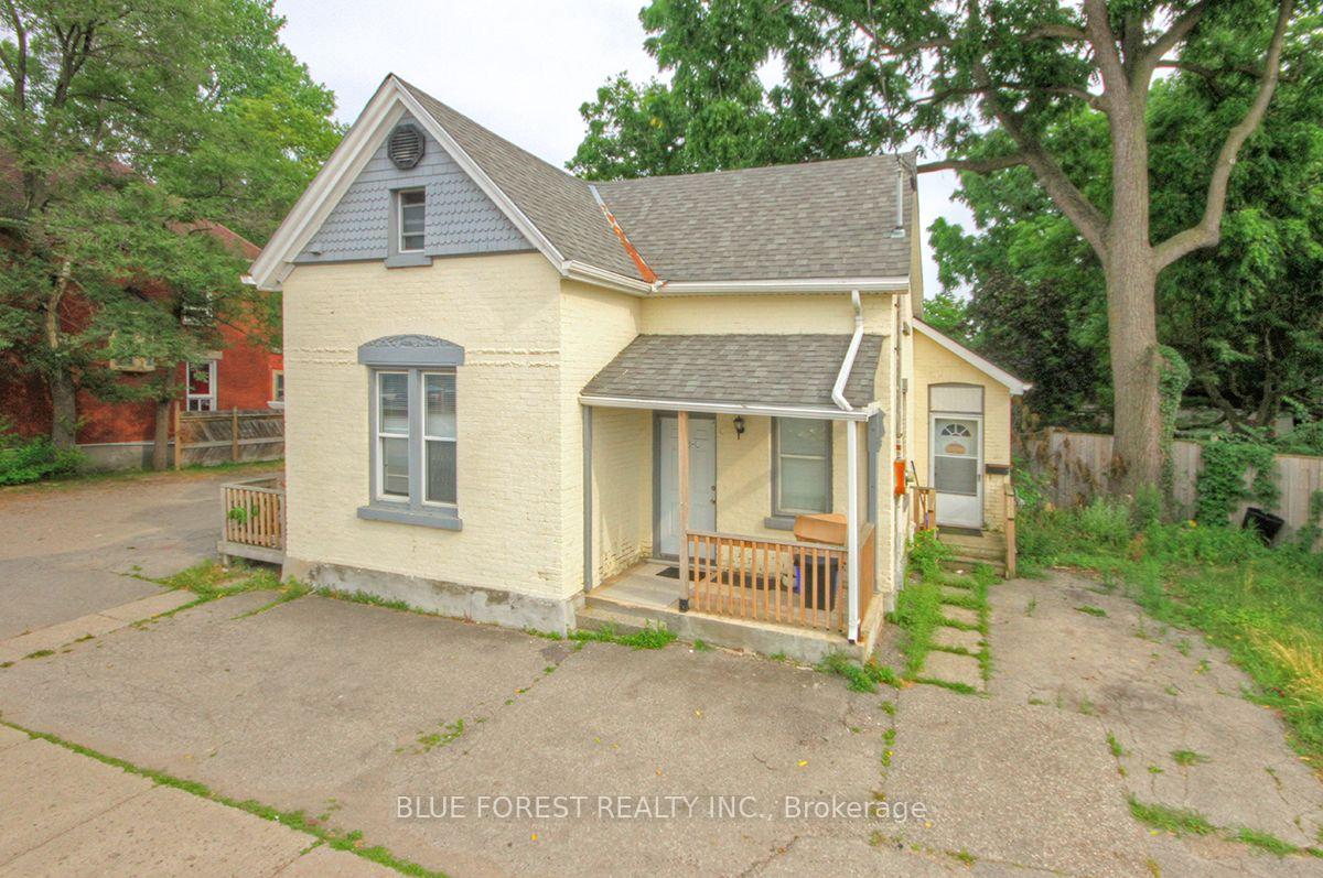 28 Oxford Street W, London North, On N6h 1r3