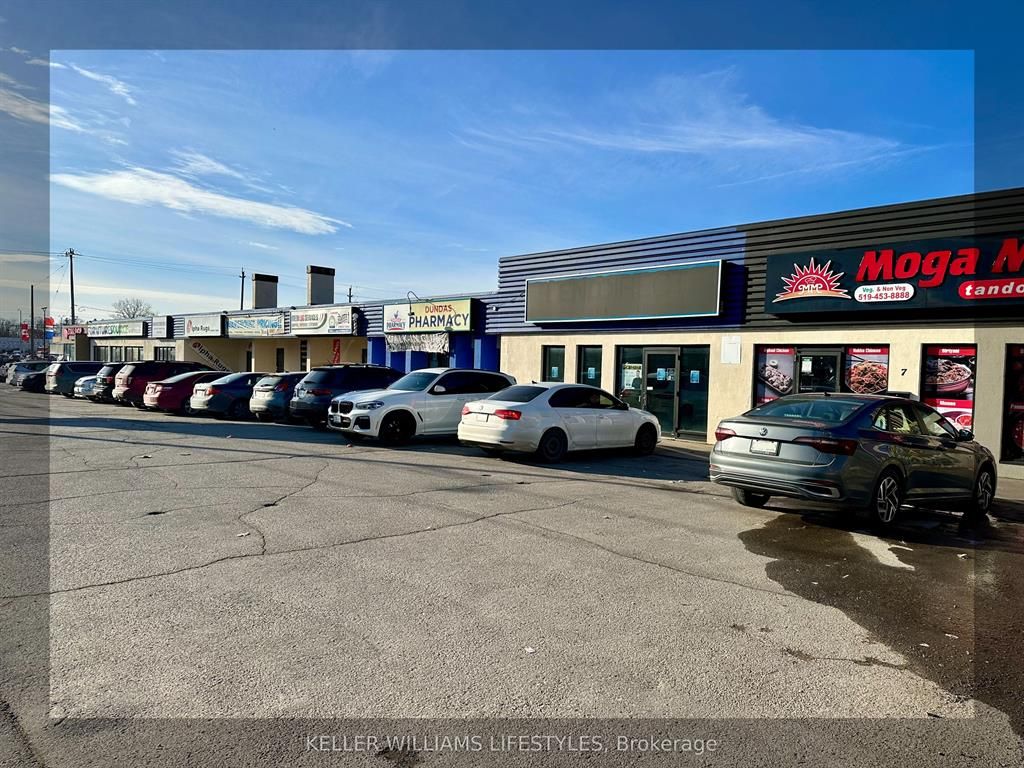 1560 Dundas Street 1, London East, On N5w 3c1