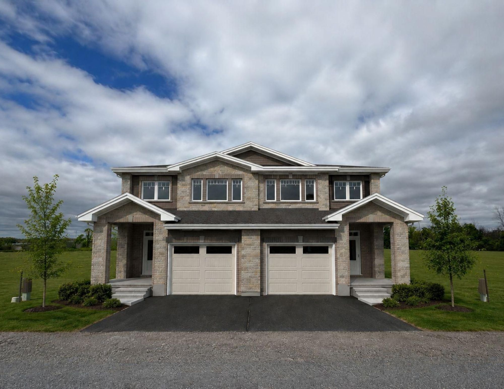 340 Pratt Drive, Loyalist, On K7n 0e9