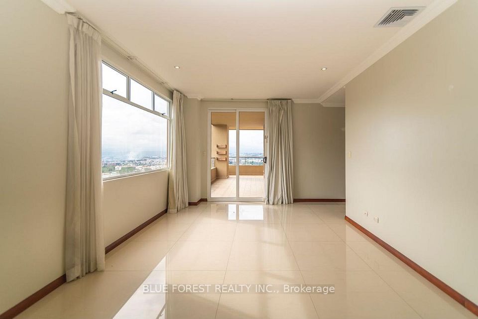 123 Plaza Rose Street 441, Costa Rica