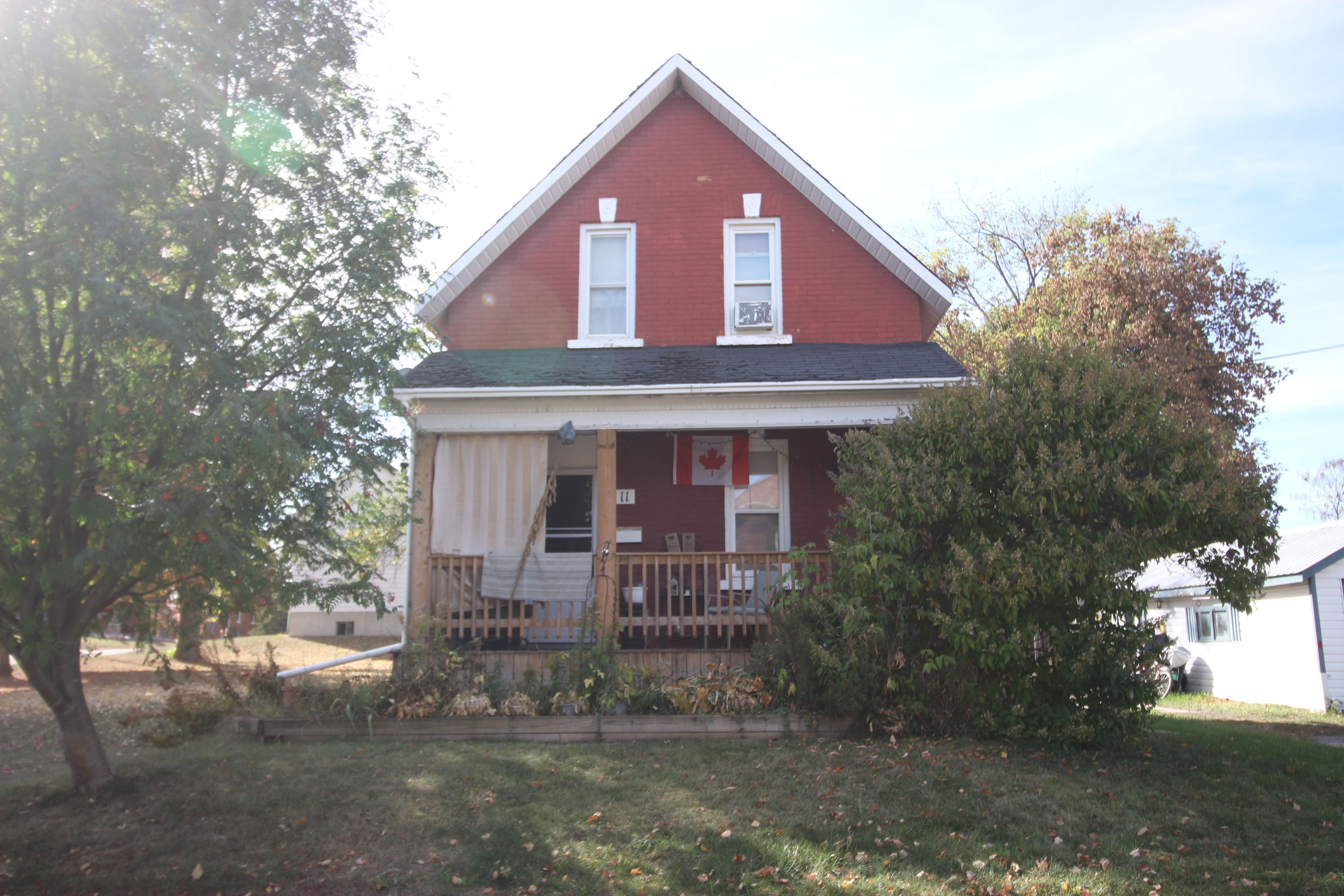 11 Gould Street, Whitewater Region, On K0j 1k0