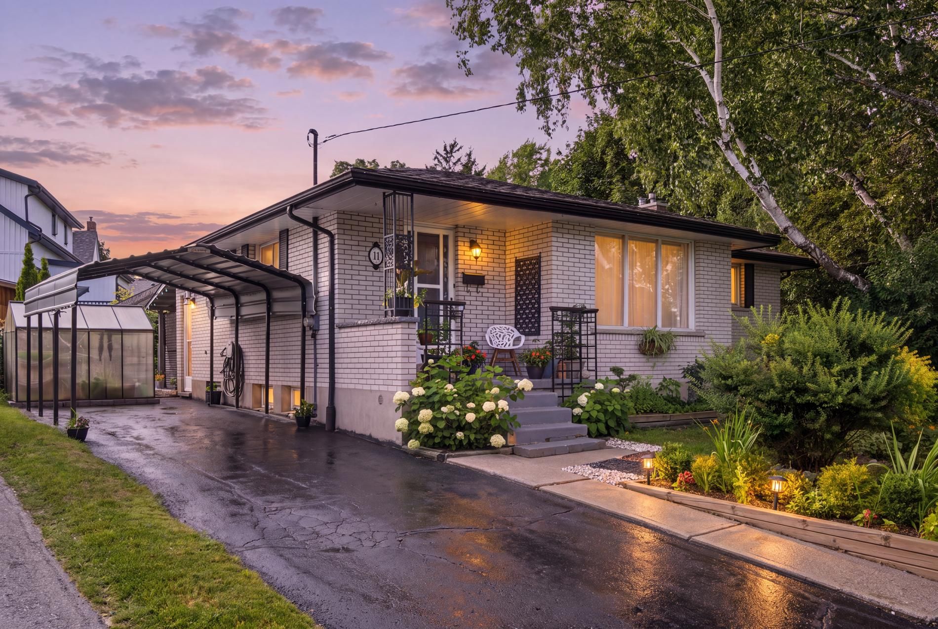 11 Summit Crescent, Guelph, On N1h 1s2
