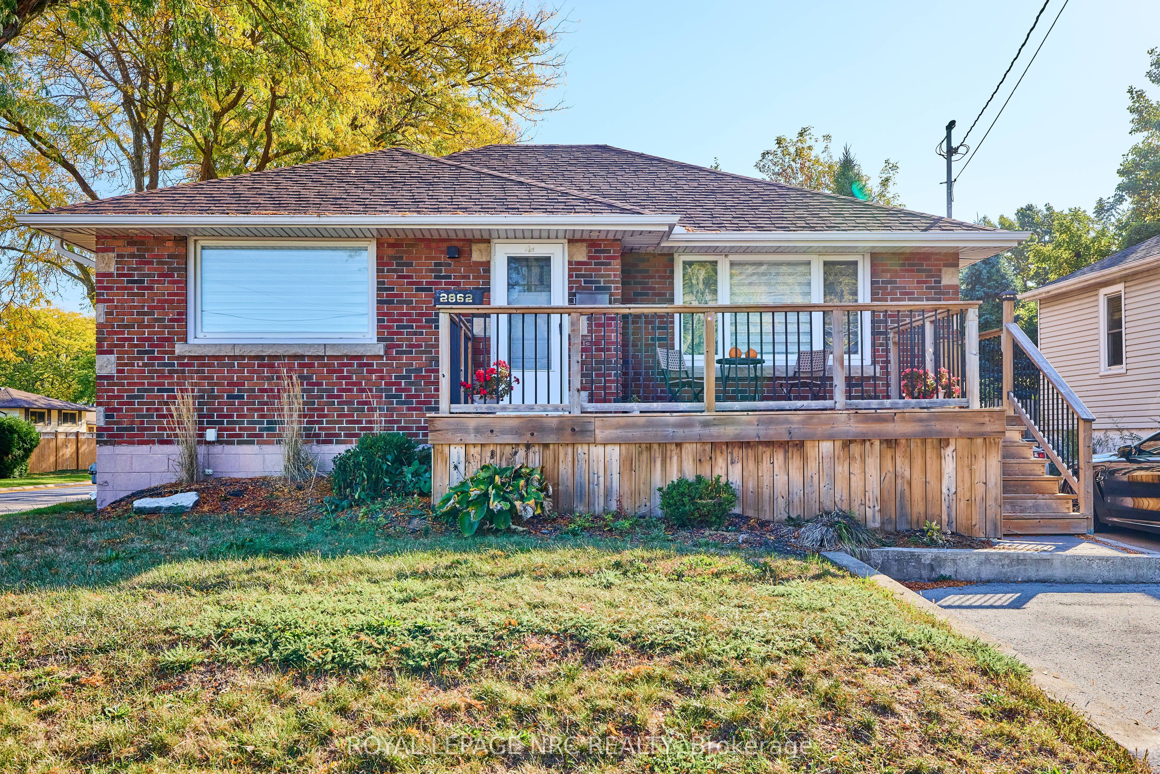2862 Dorchester Road, Niagara Falls, On L2j 2z3