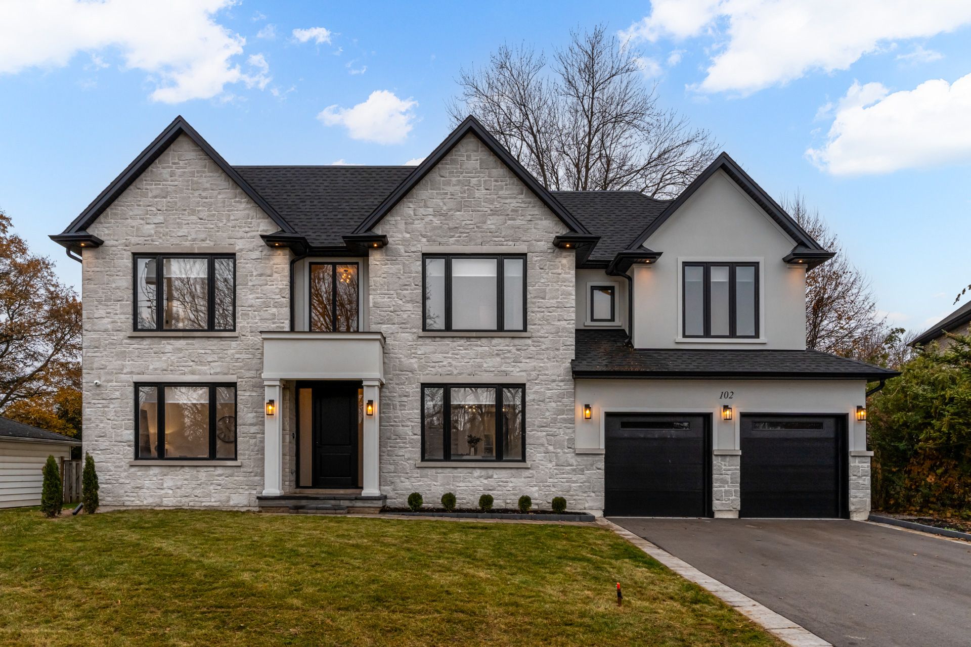 102 Cumming Court, Hamilton, On L9g 1v3