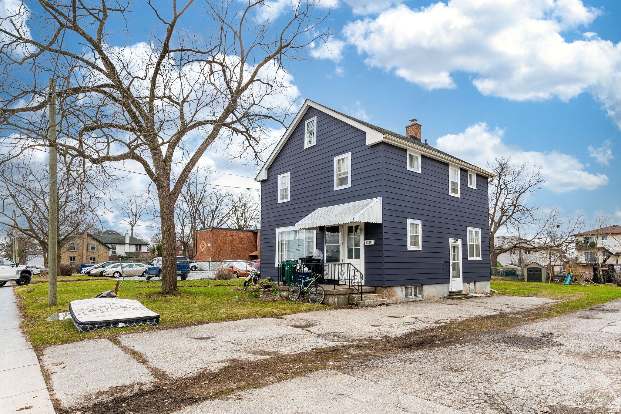 1230 Duke Street, Cambridge, On N3h 3v7