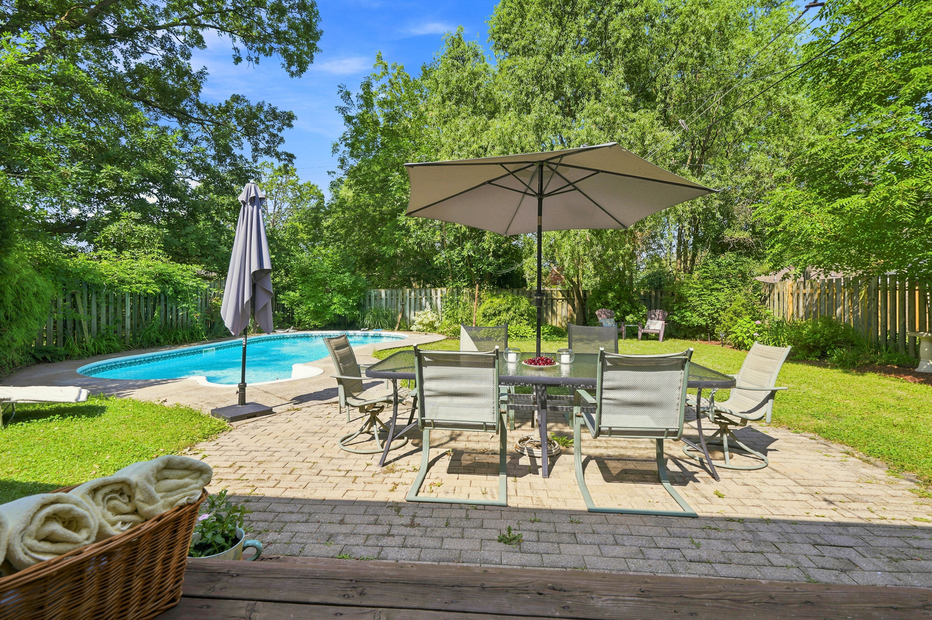 102 Masterson Drive, St. Catharines, On L2t 3r2