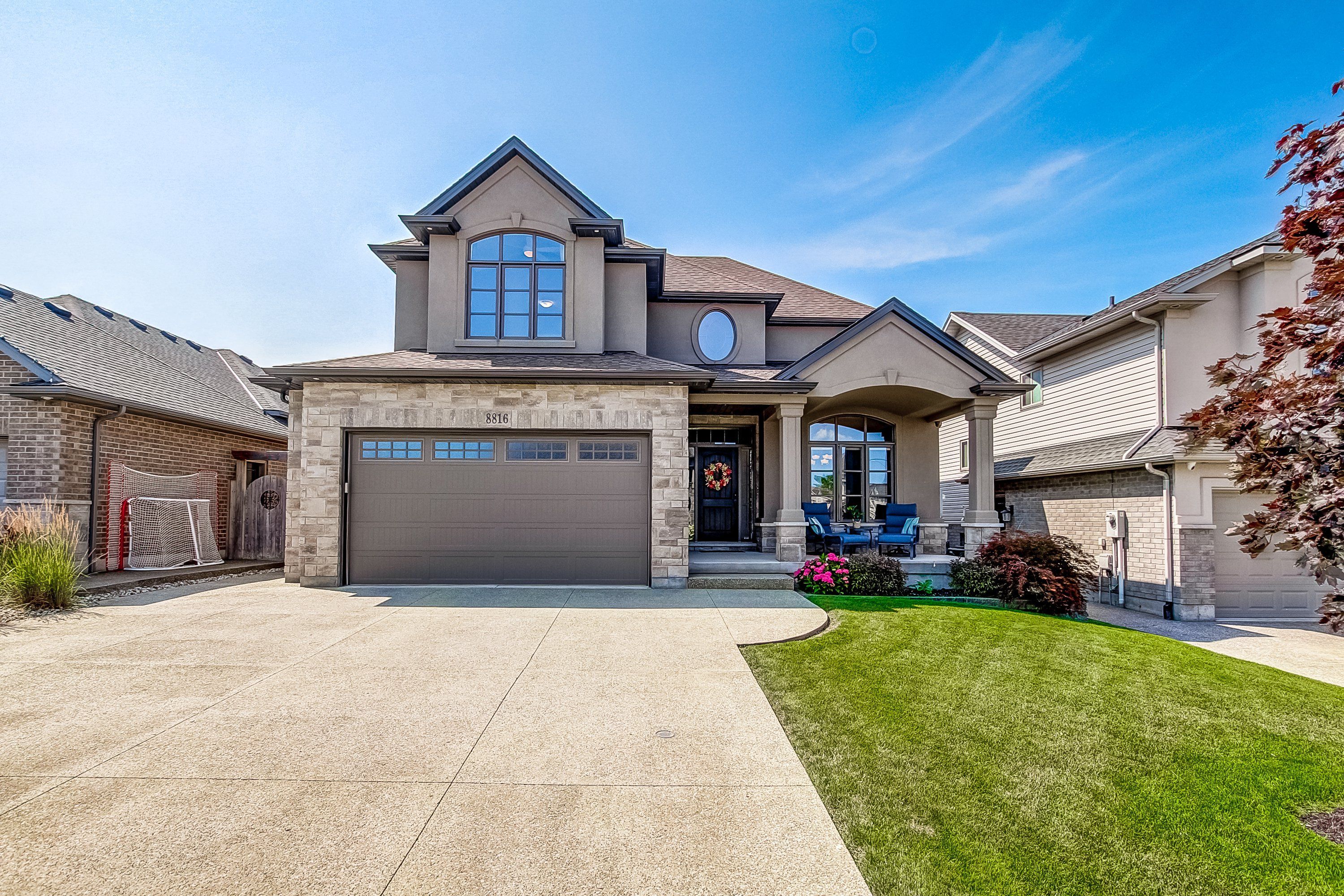 8816 Angie Drive, Niagara Falls, On L2h 0h9