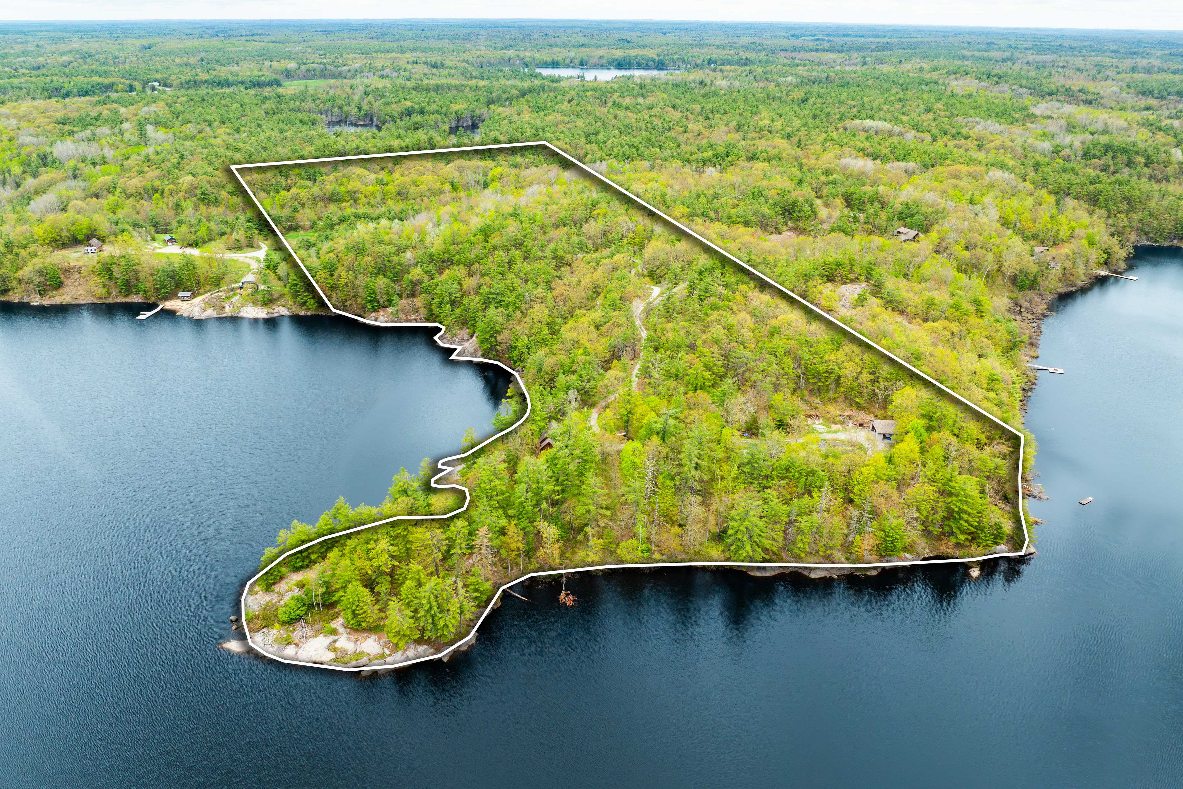 1074 Cooks Road, Gravenhurst, On P1p 1r3
