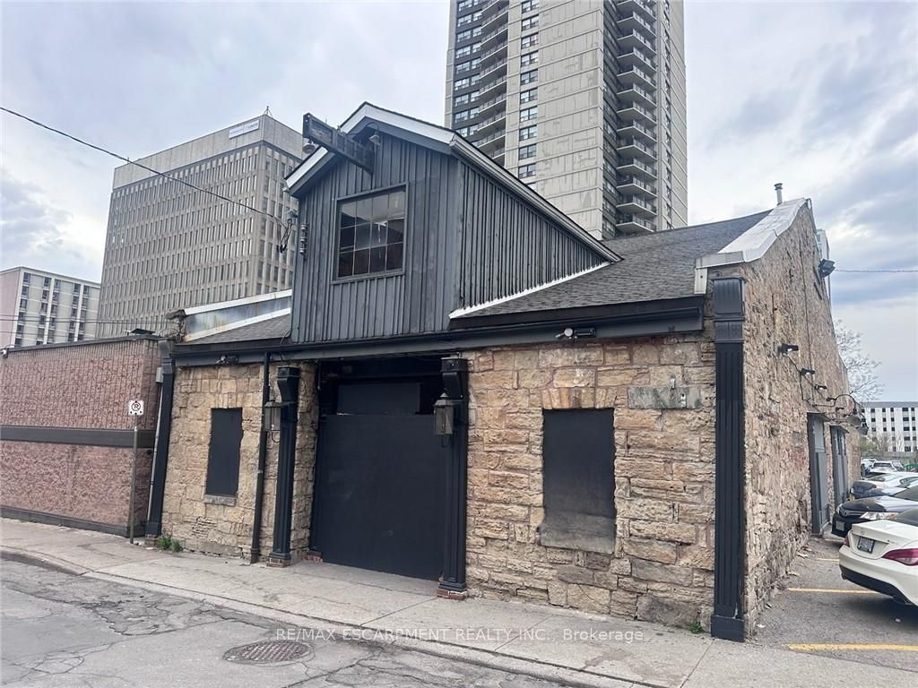 33 Bowen Street, Hamilton, On L8n 3y6