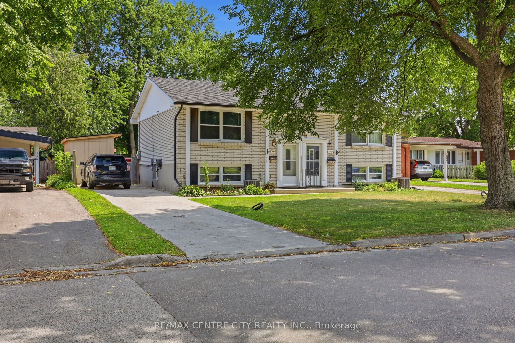 1564 Nairn Avenue, London East, On N5v 2p2