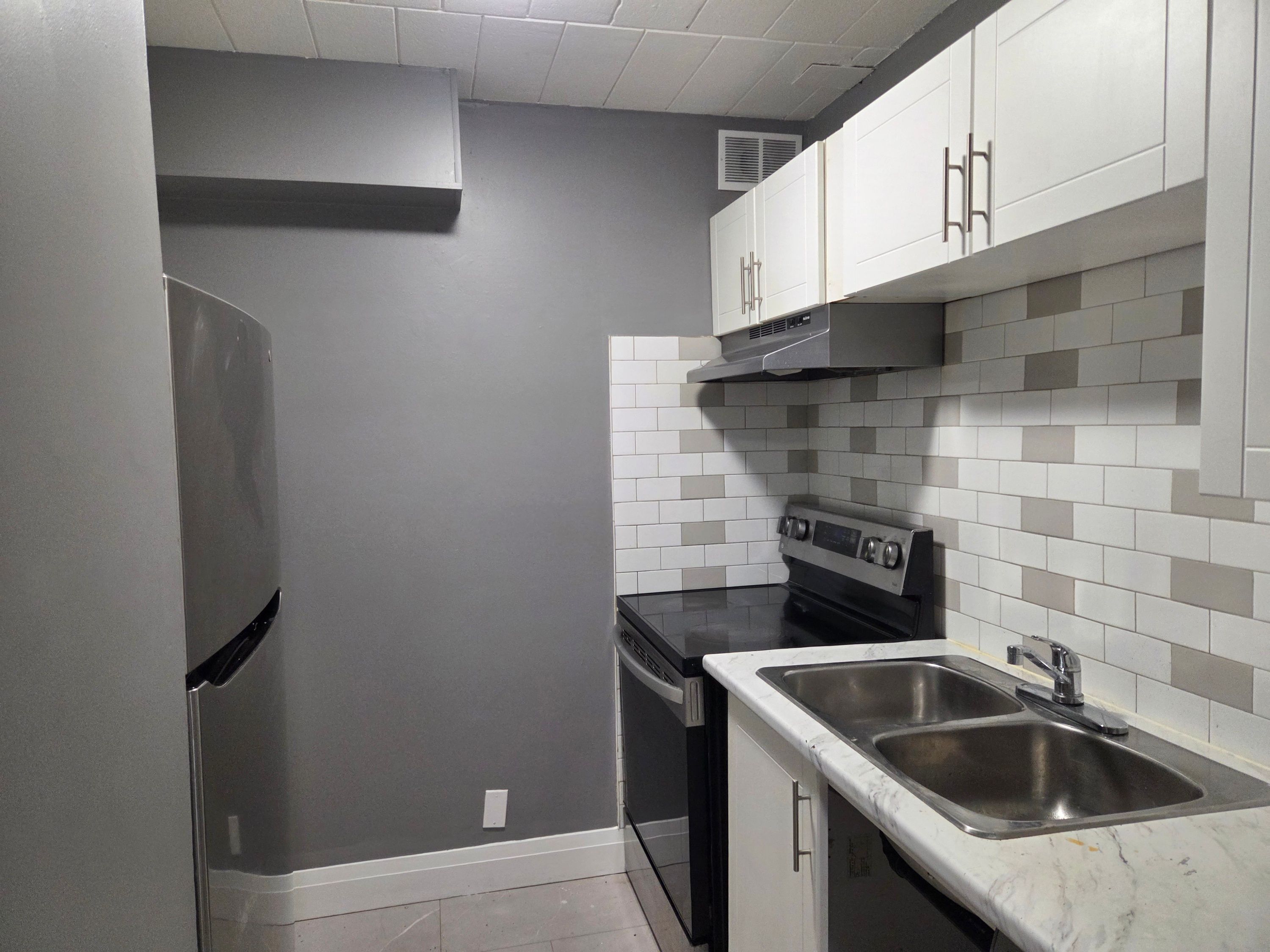 8800 Willoughby Drive 104, Niagara Falls, On L2g 6x8