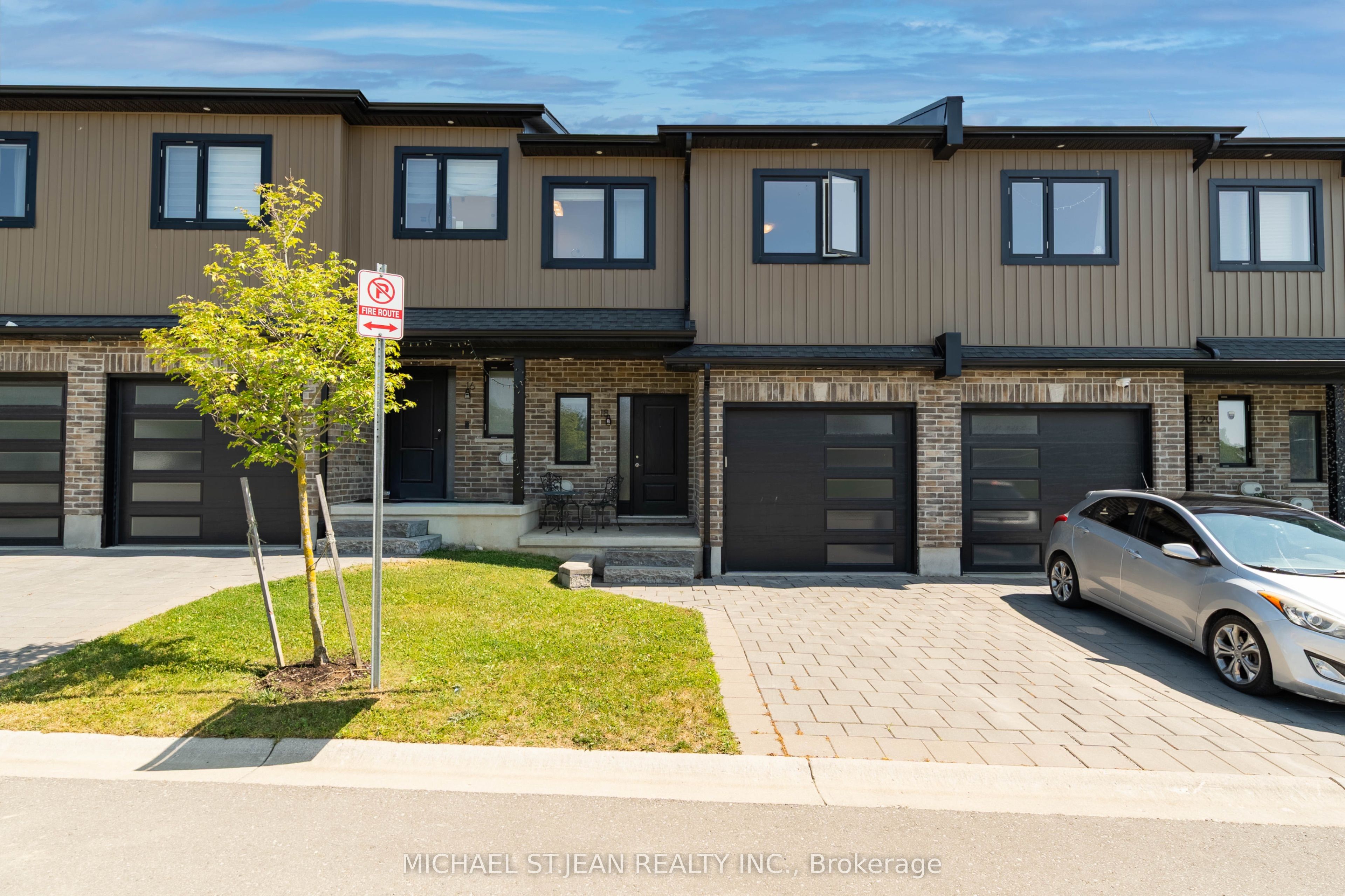 811 Sarnia Road 18, London North, On N6h 0k3