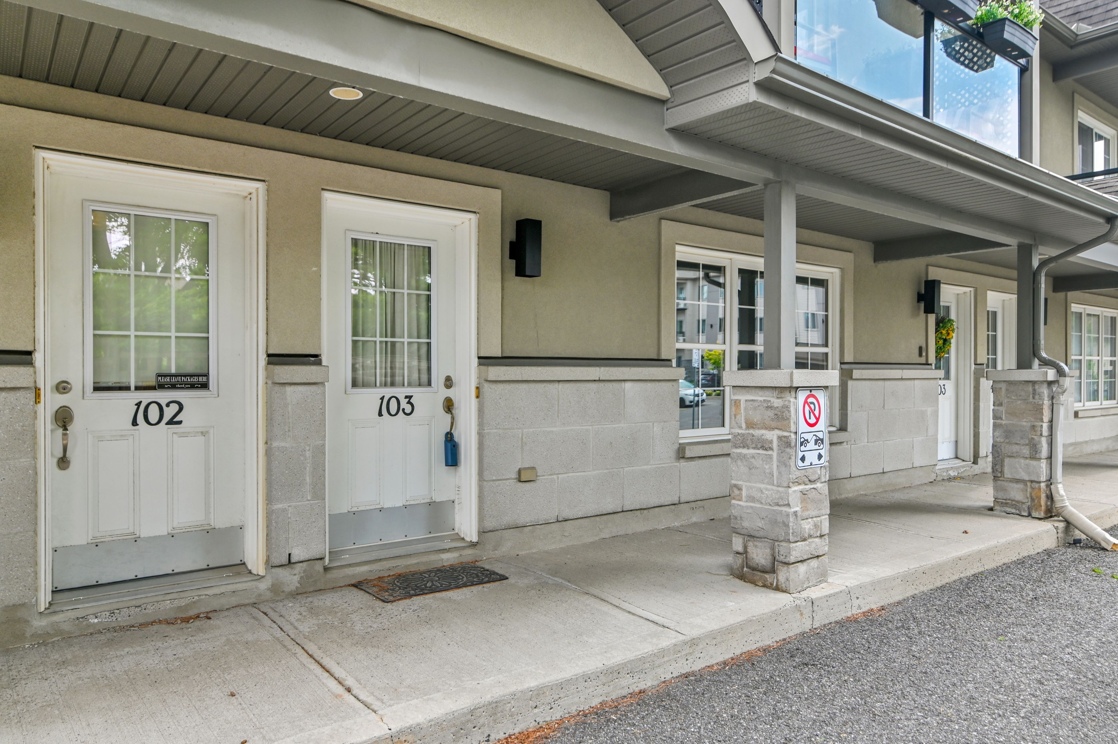 856 Notre-Dame Street 103, Russell, On K0a 1w0