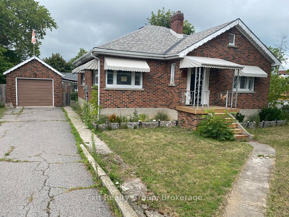 236 North Front Street, Belleville, On K8p 3c2