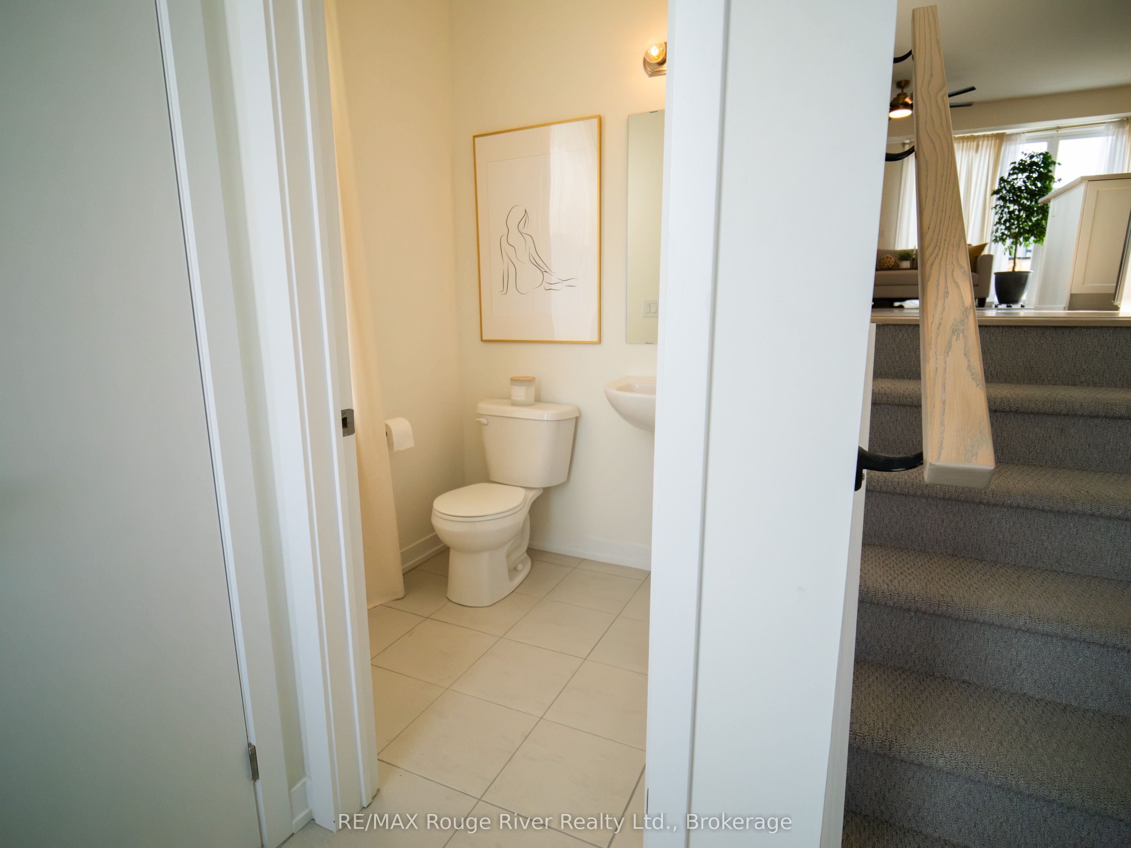 160 Densmore Road W 19, Cobourg, On K9a 0x8