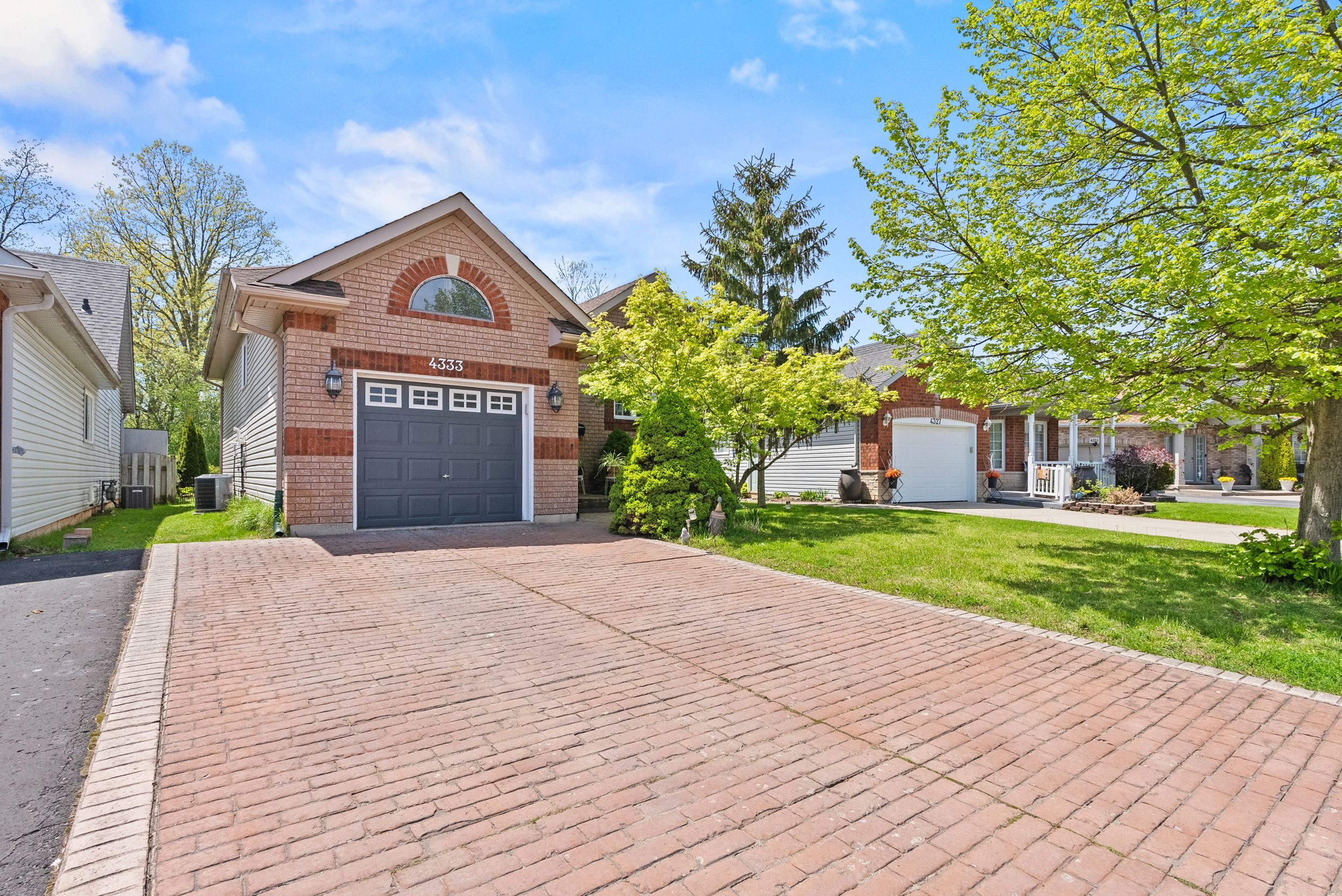 4333 Southerland Court, Niagara Falls, On L2g 7w4