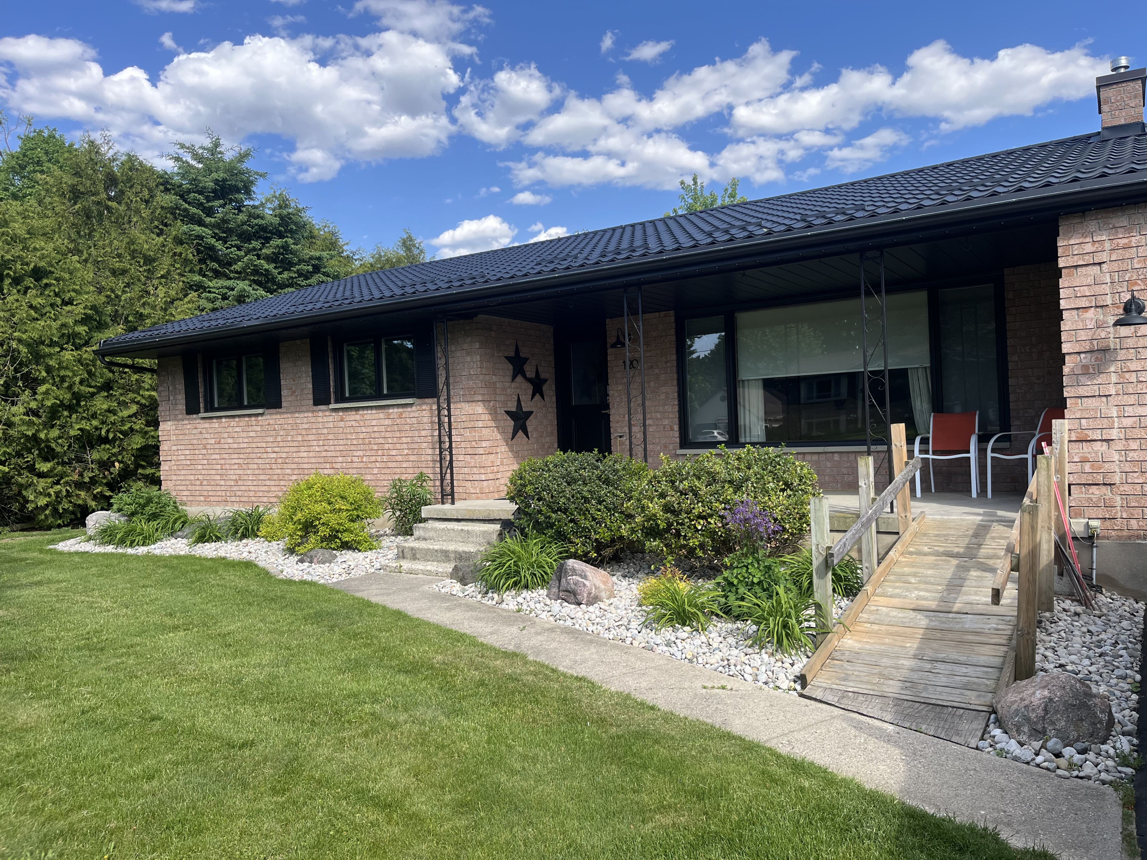 120 Huron Avenue, Middlesex Centre, On N0l 1r0