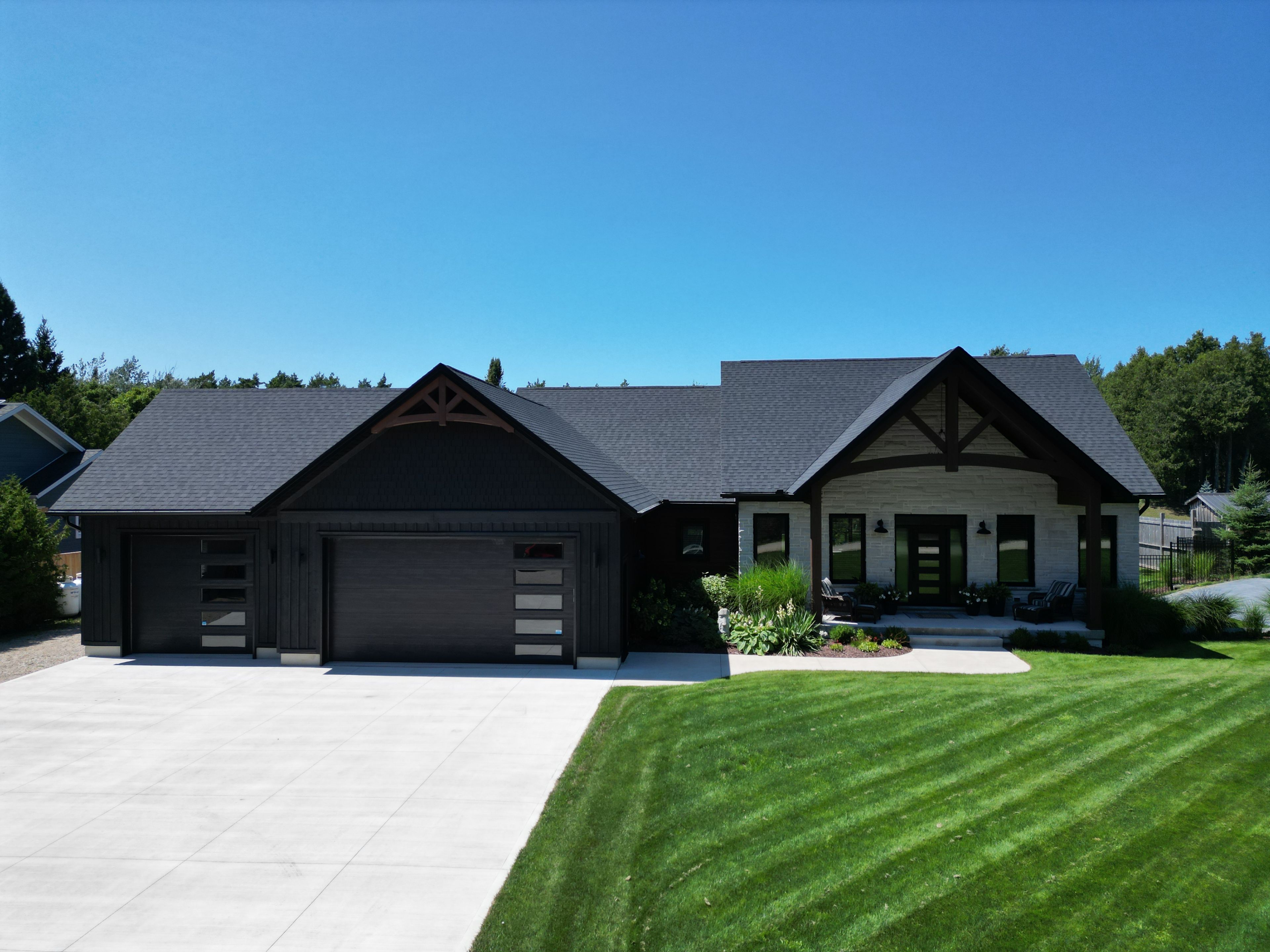 13 Robbie Lane, Kincardine, On N0g 2t0