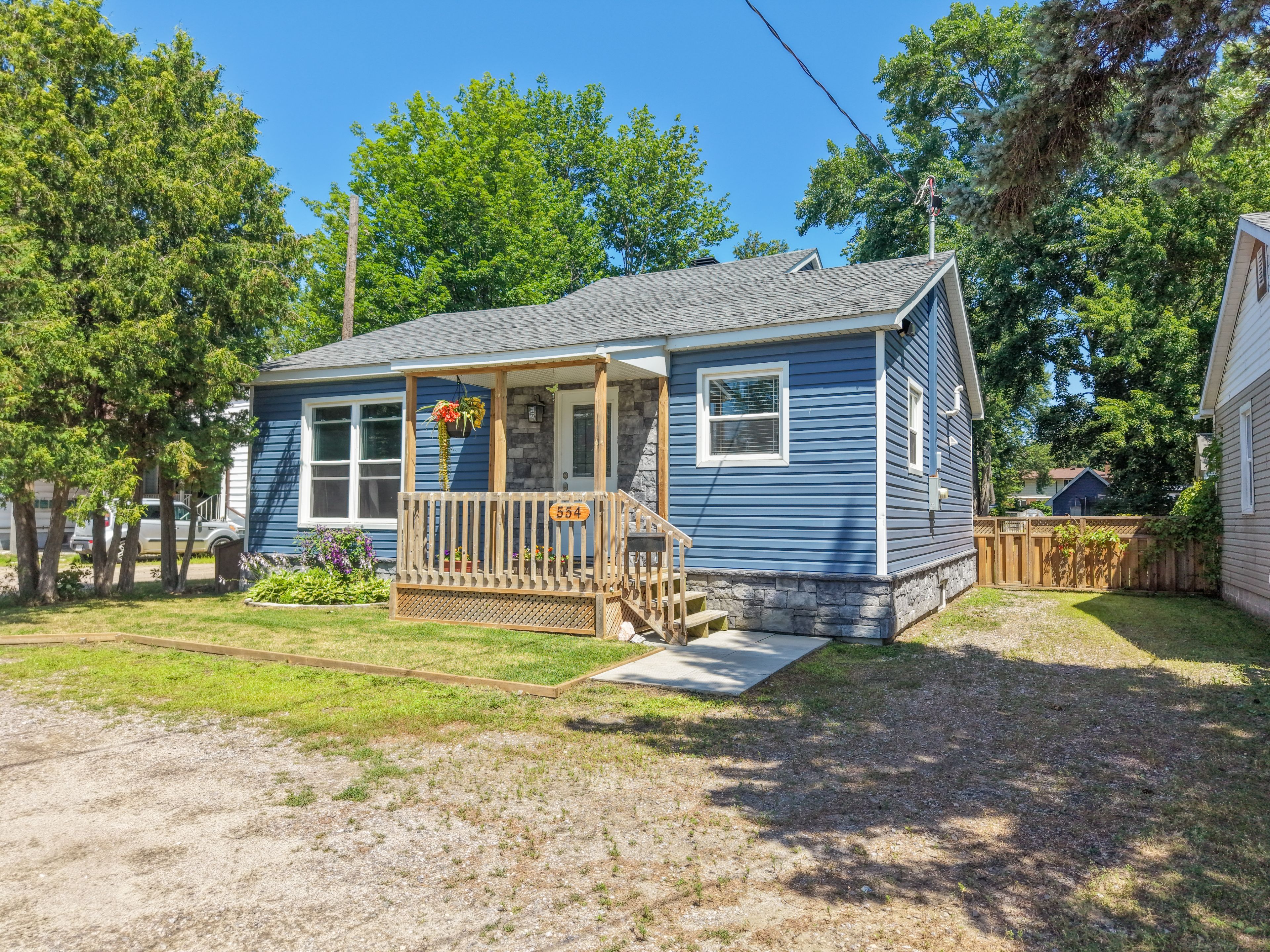 554 Lakeshore Drive, North Bay, On P1a 2e6