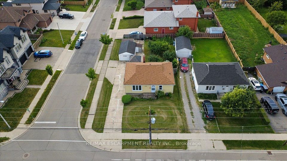 279 Millen Road, Hamilton, On L8e 2h1