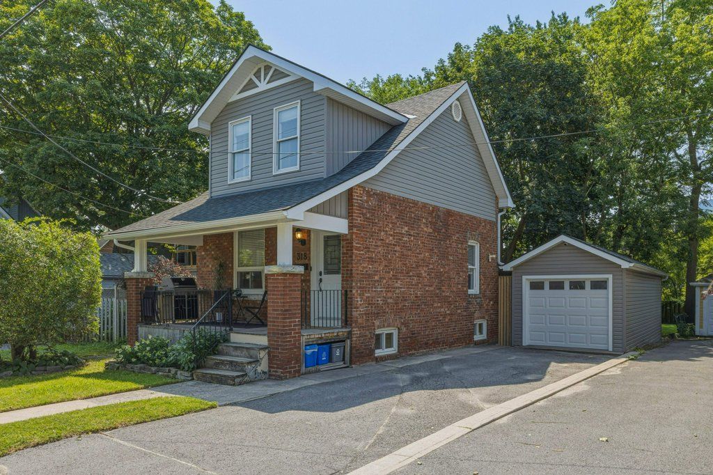 318 York Street, Kingston, On K7k 1r8