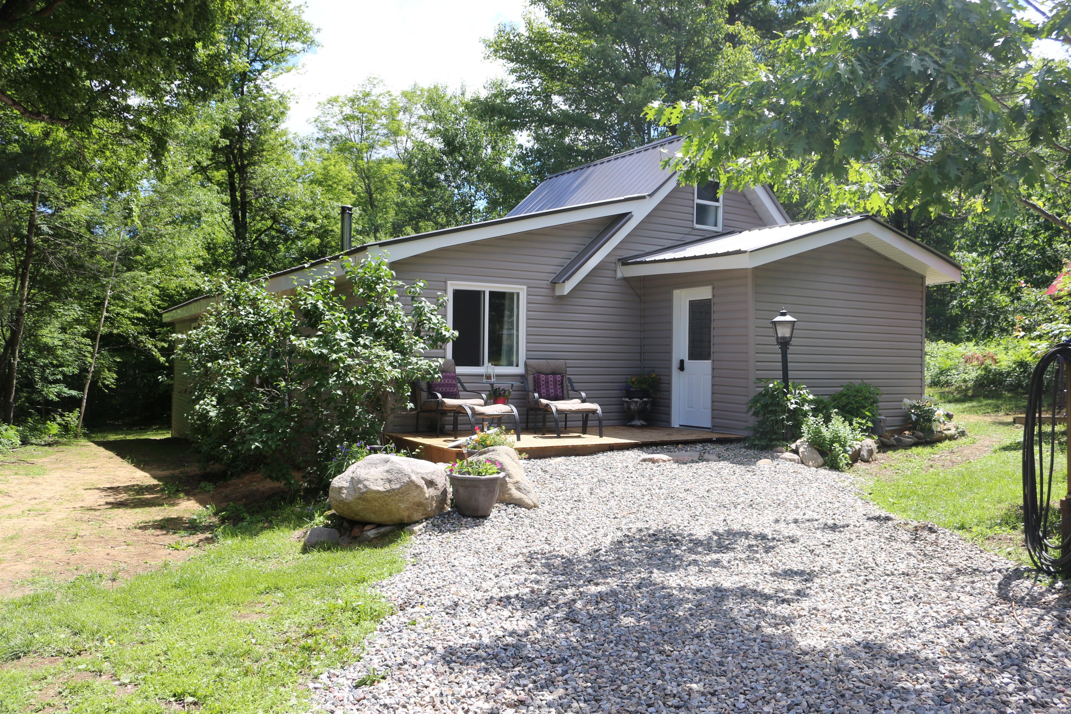 1849 Bordenwood Road, Frontenac, On K0h 1b0