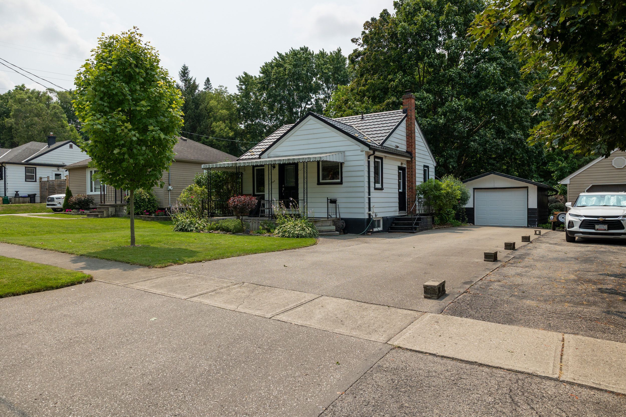 260 Robinson Street, Woodstock, On N4s 3b9