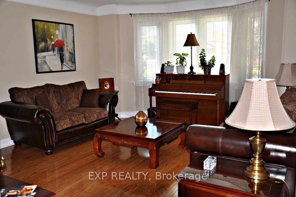 167 Bayswater Avenue, West Centre Town, On K1y 2g4