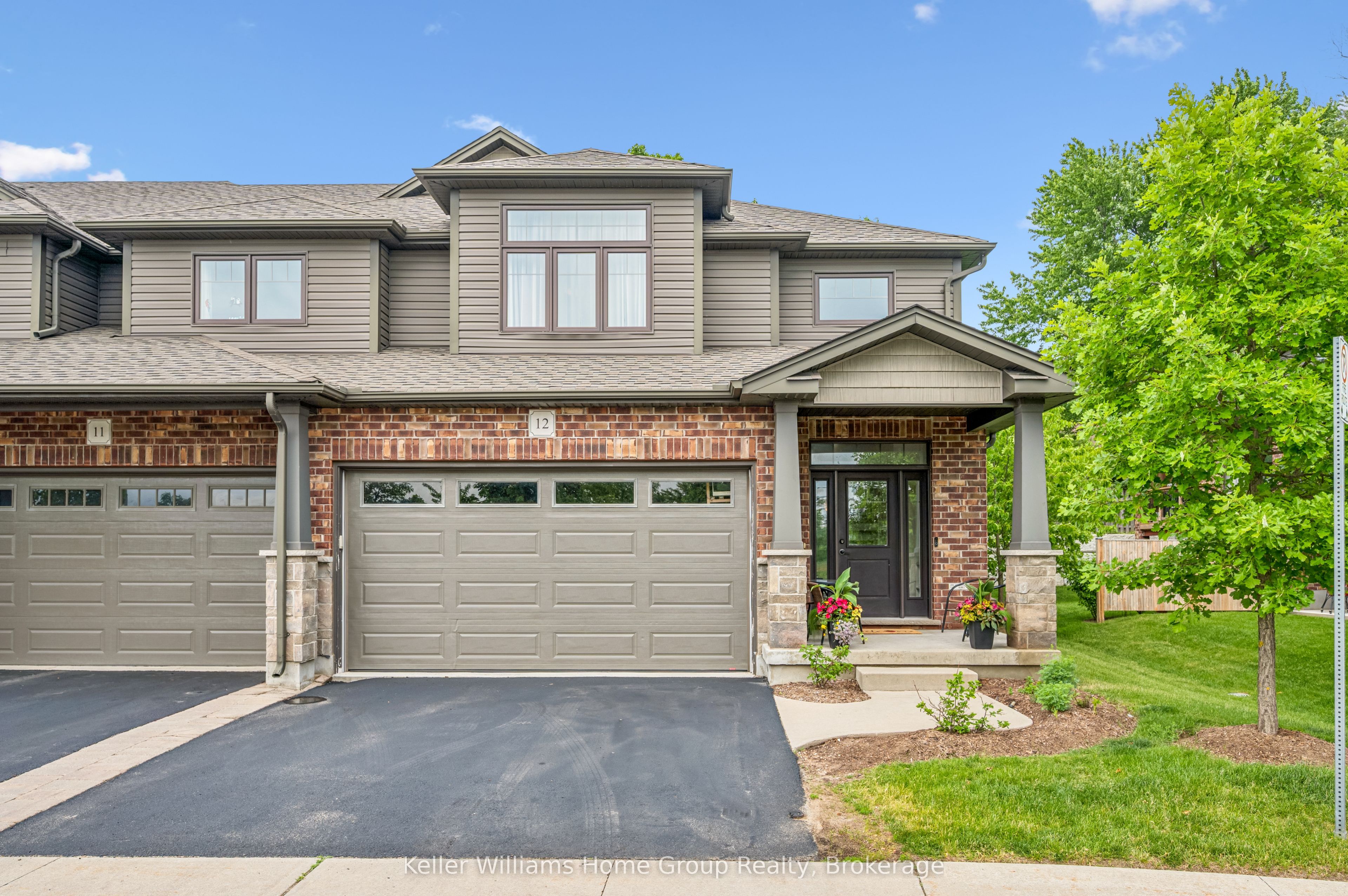 254 Gosling Gardens 12, Guelph, On N1l 0m4
