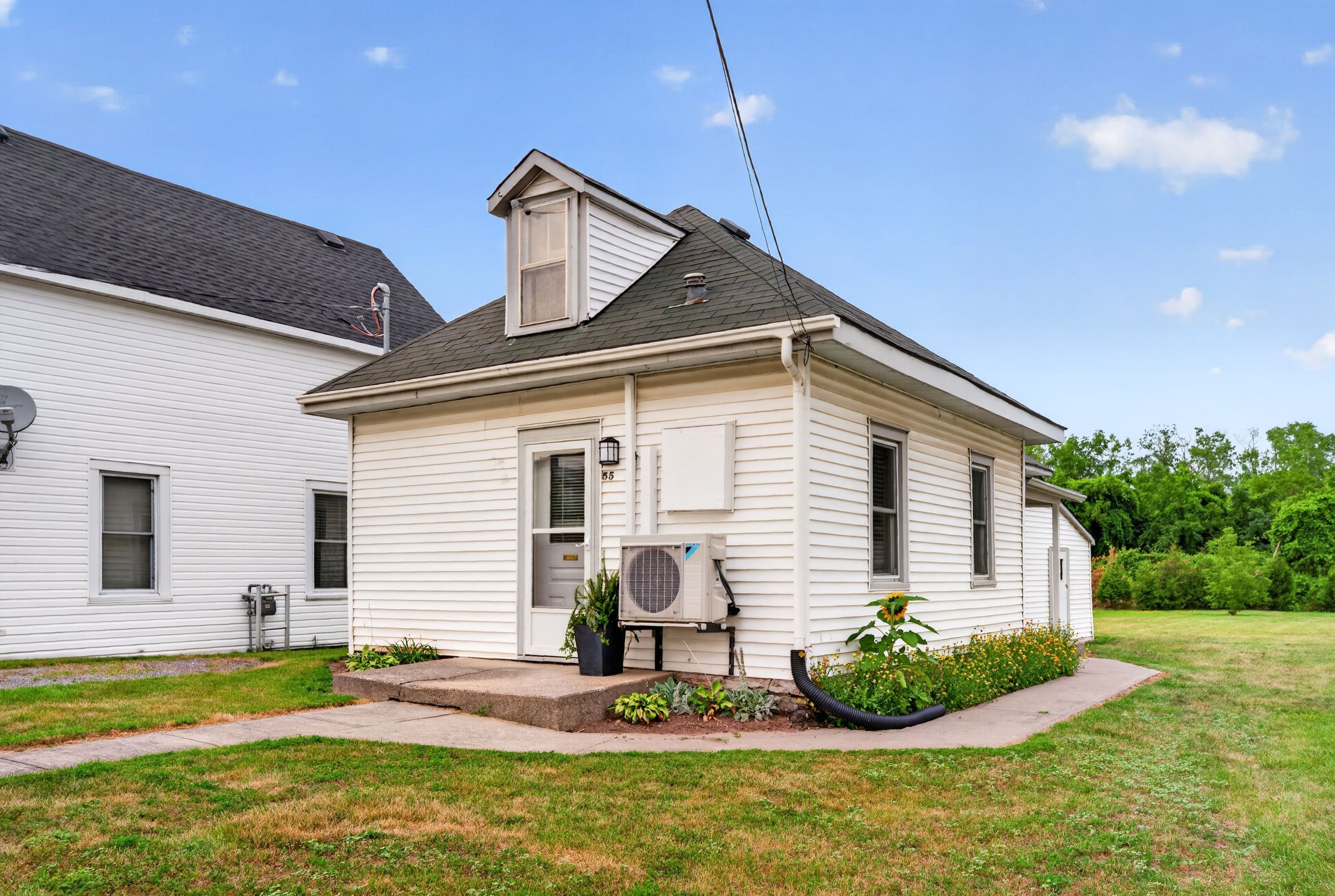 55 S George Street, Belleville, On K8n 3g7